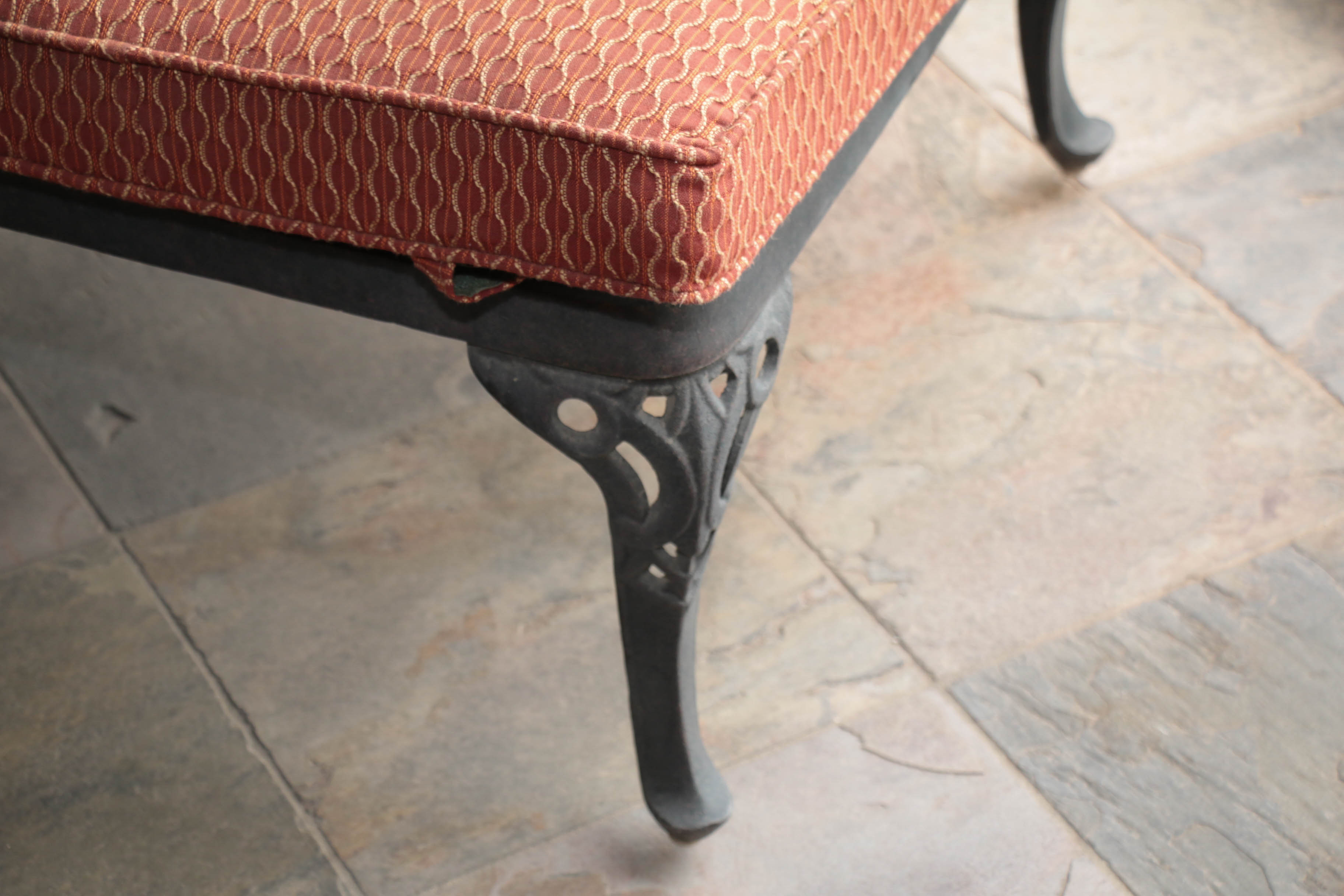 Meadowcraft Wrought Iron Chaise Lounge and Side Table