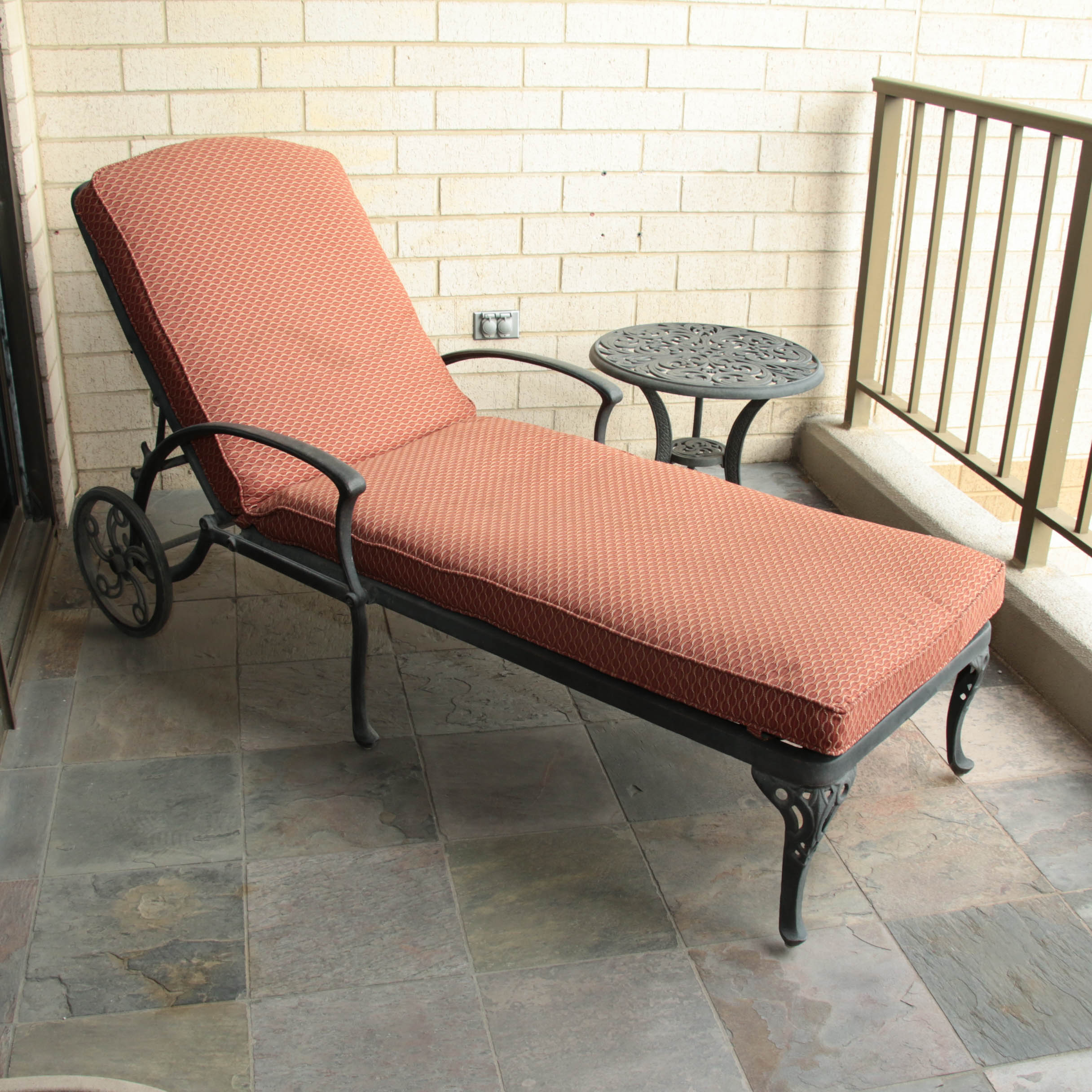 Meadowcraft Wrought Iron Chaise Lounge and Side Table