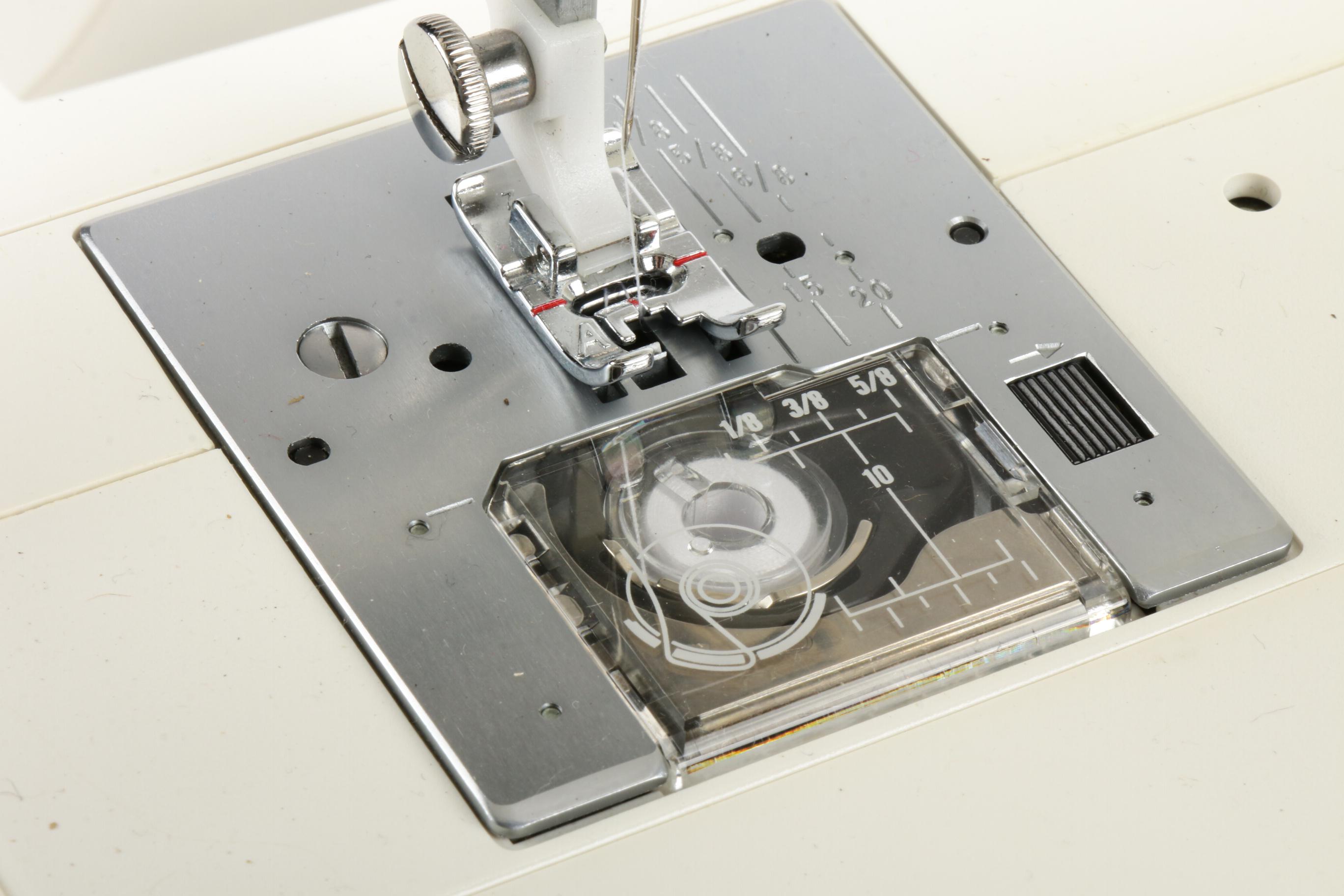 Husqvarna Viking Emerald 116 Sewing Machine