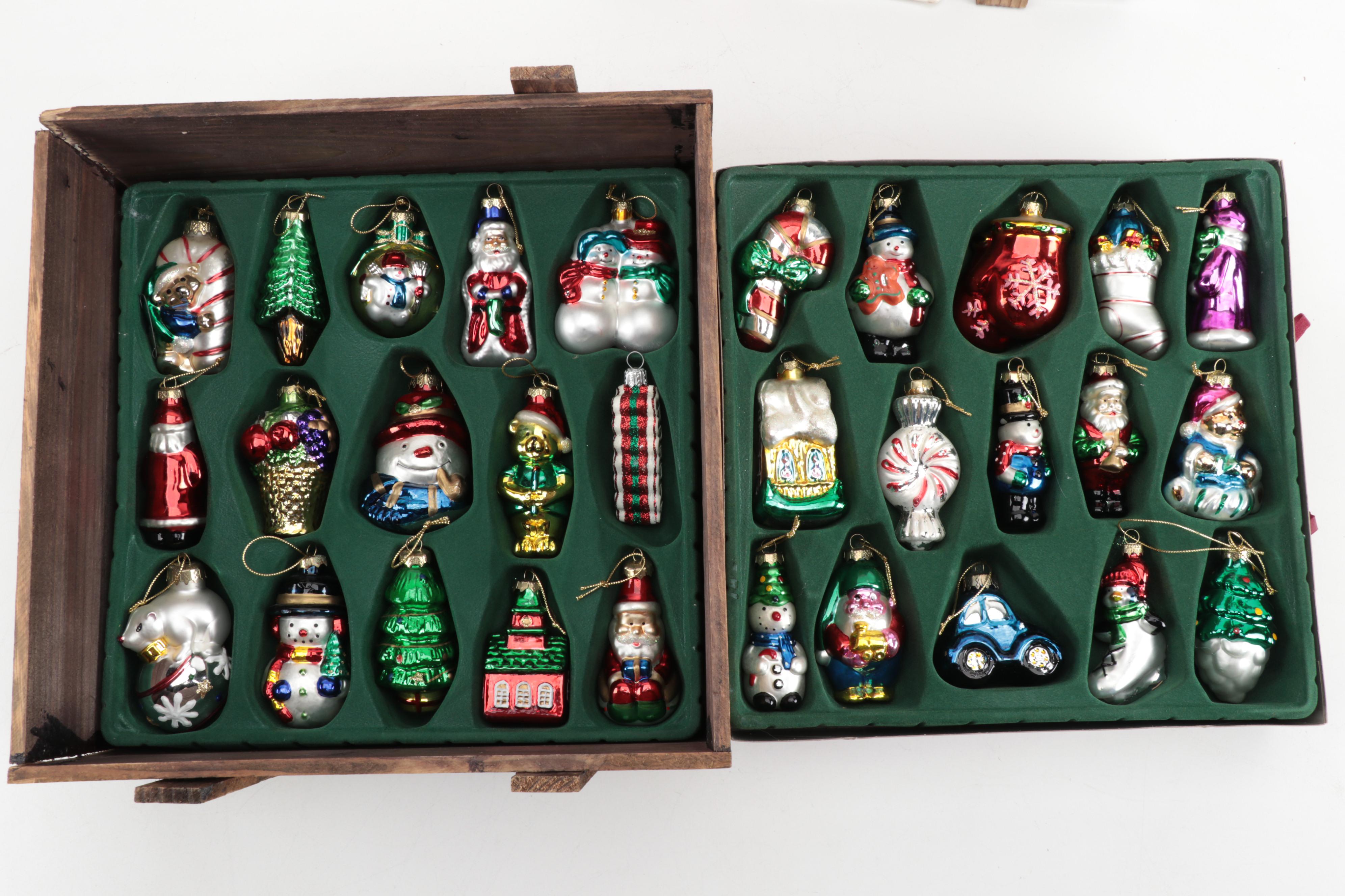 Thomas Pacconi Classics Museum Series Glass Christmas Ornaments, 2000