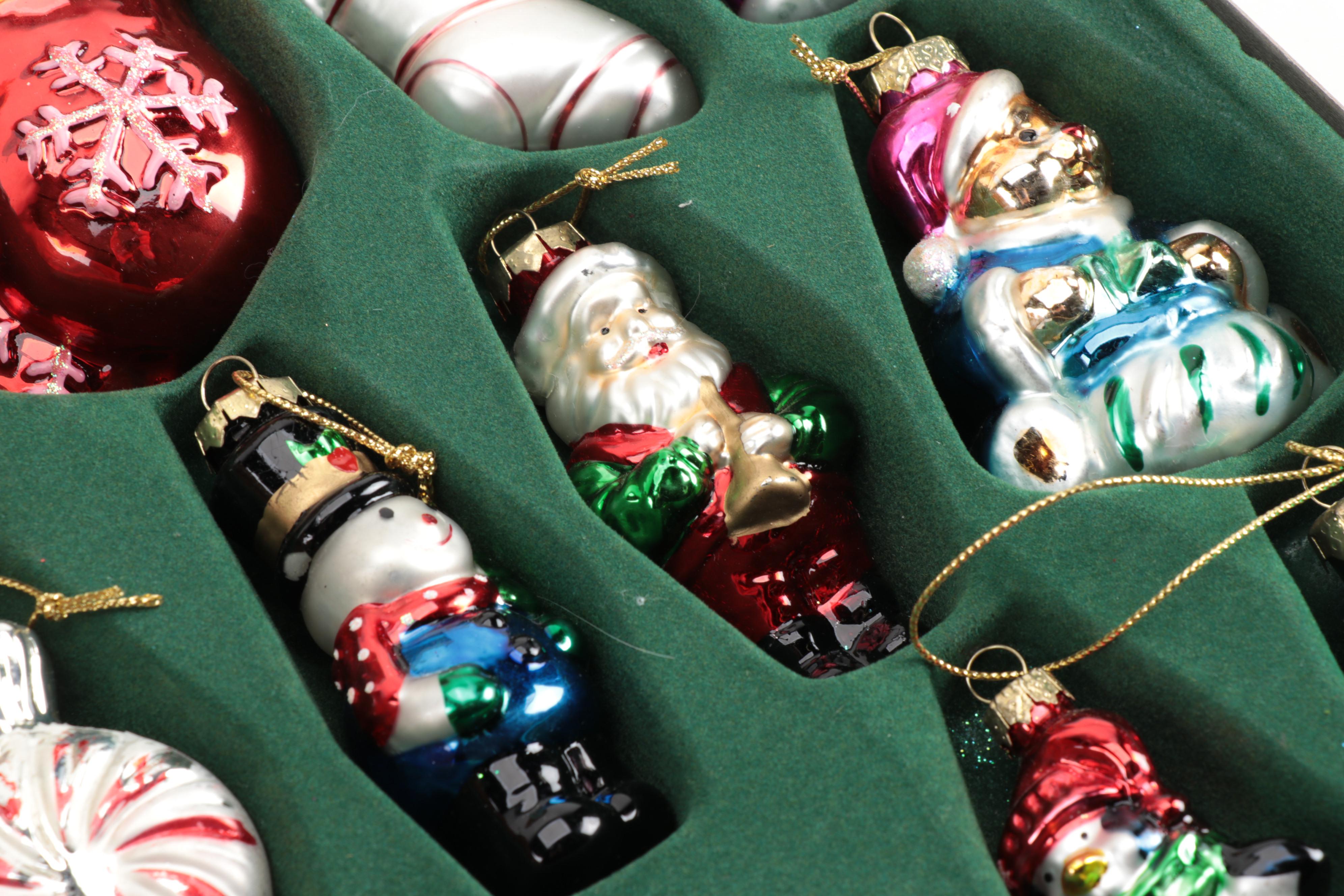 Thomas Pacconi Classics Museum Series Glass Christmas Ornaments, 2000