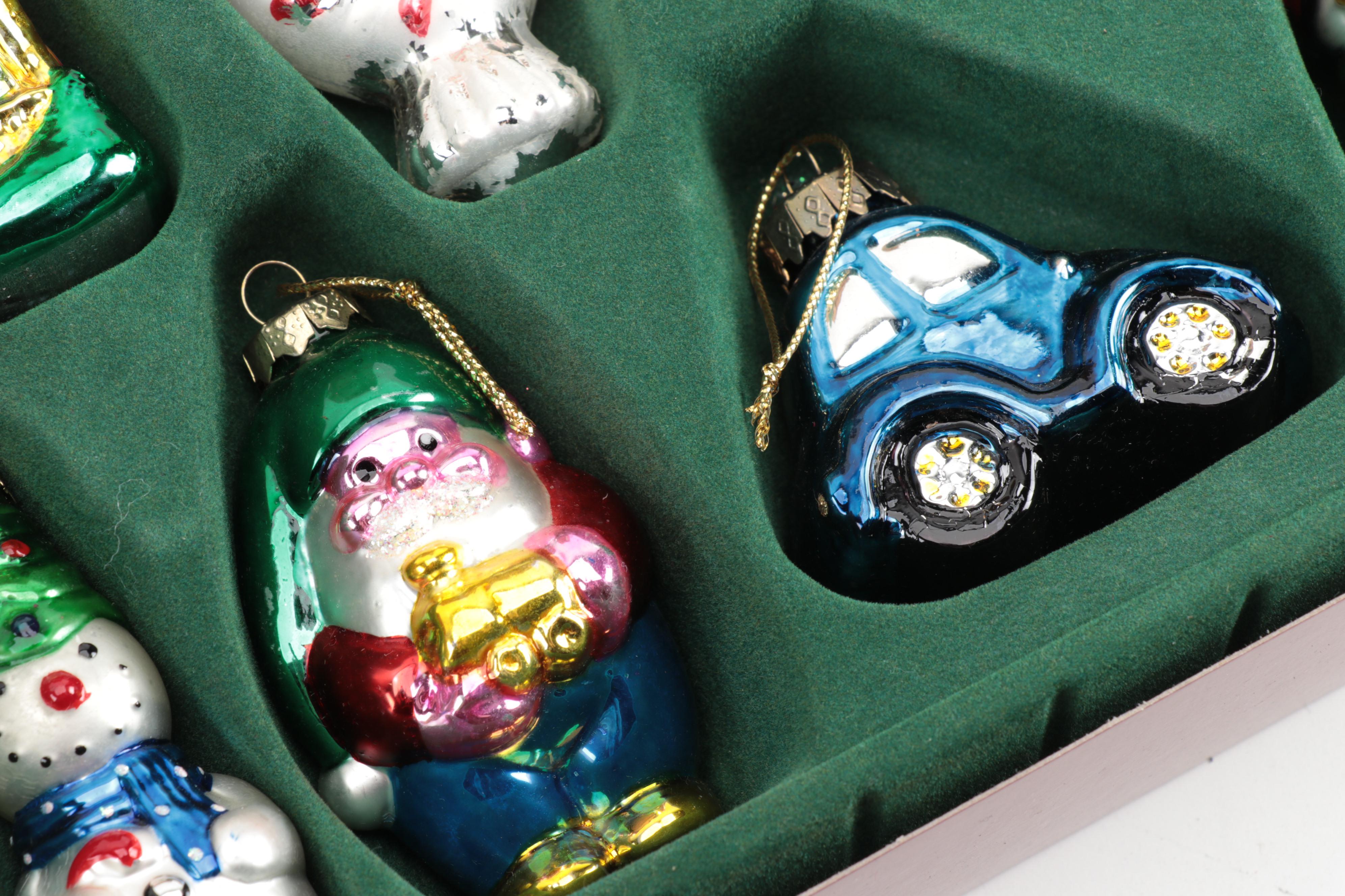 Thomas Pacconi Classics Museum Series Glass Christmas Ornaments, 2000