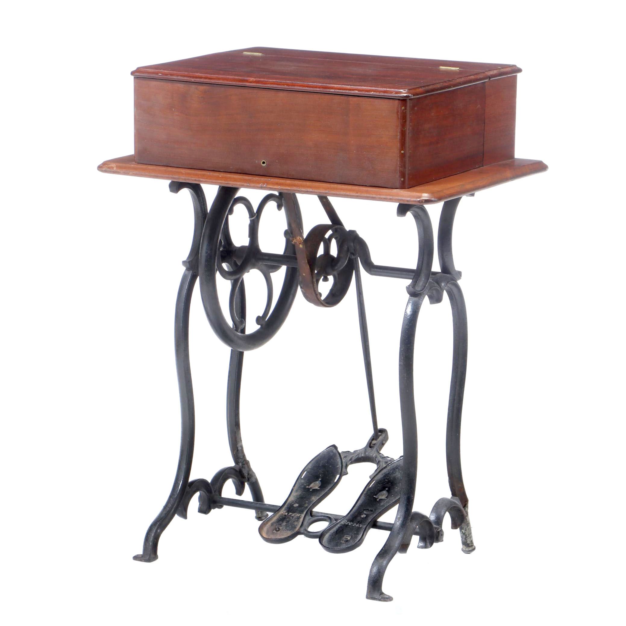 Wheeler and Wilson Victorian Sewing Machine, Late 19th Century