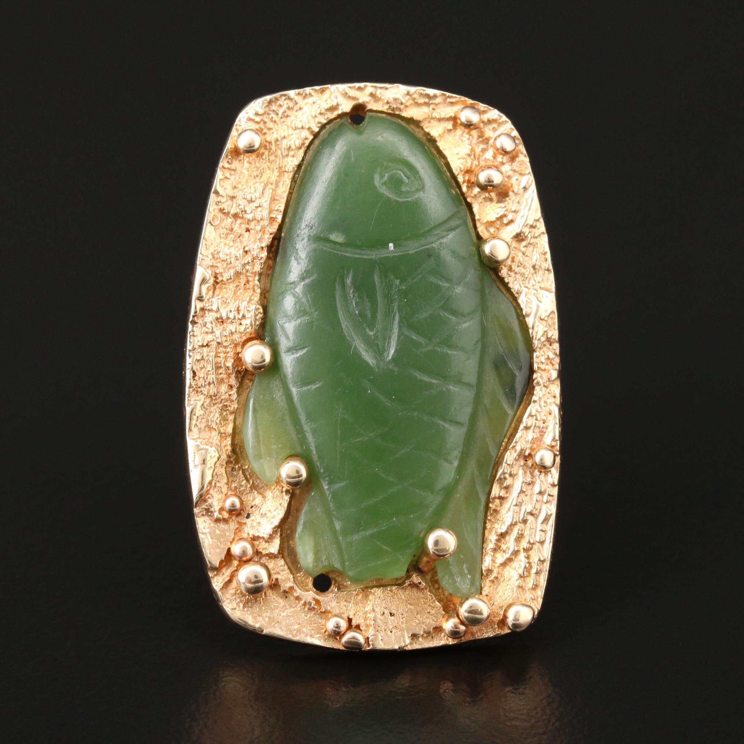 Joe Apodaca 14K Yellow Gold Nephrite Carved Fish Ring with Euro Shank