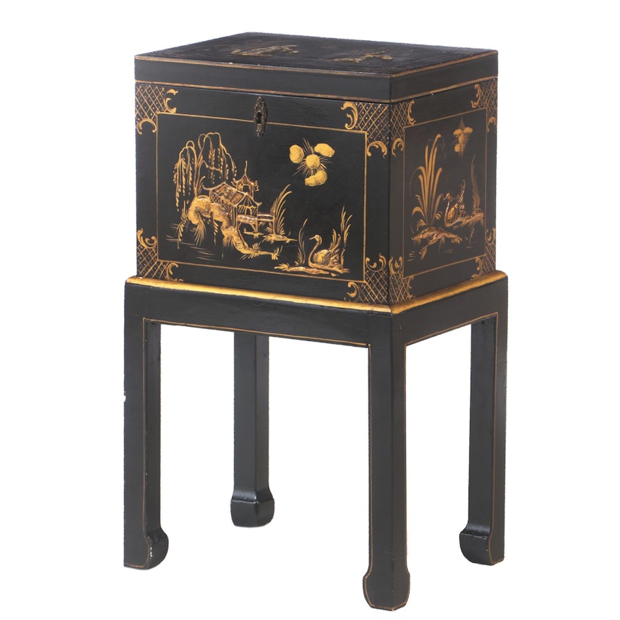 Chinoiserie Decorated Box on Stand, Late 20th Century