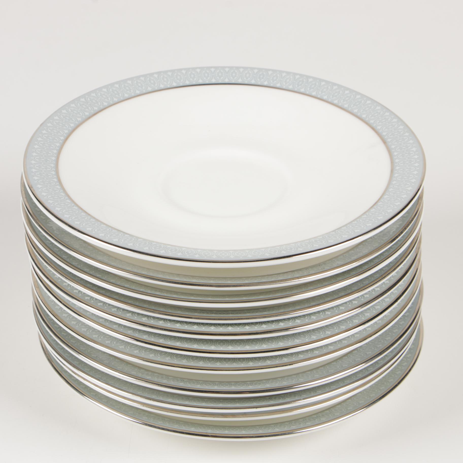 Royal Doulton "Etude" Bone China Dinnerware, Late 20th Century