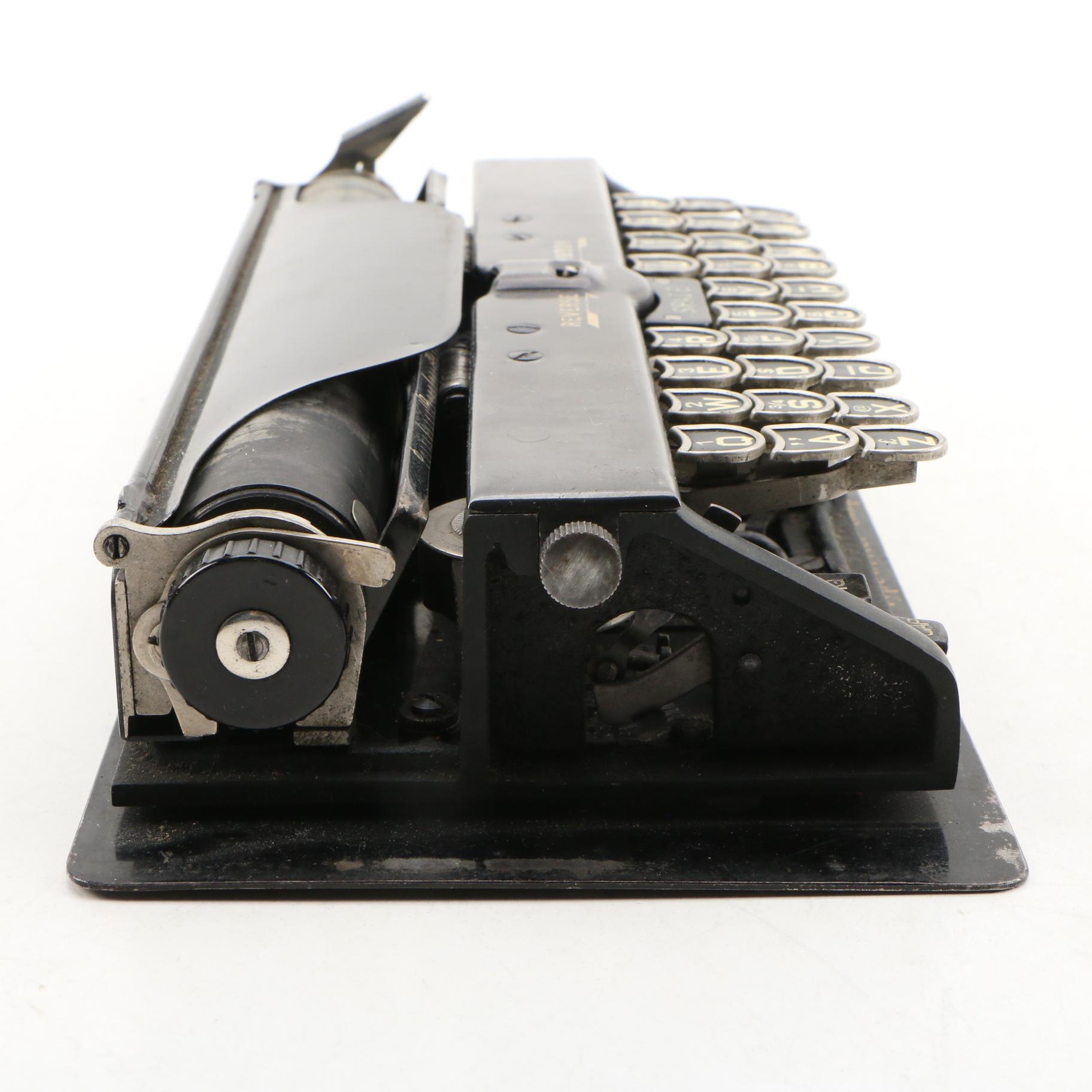 1908 Bennett Small Portable Typewriter with Leather Case
