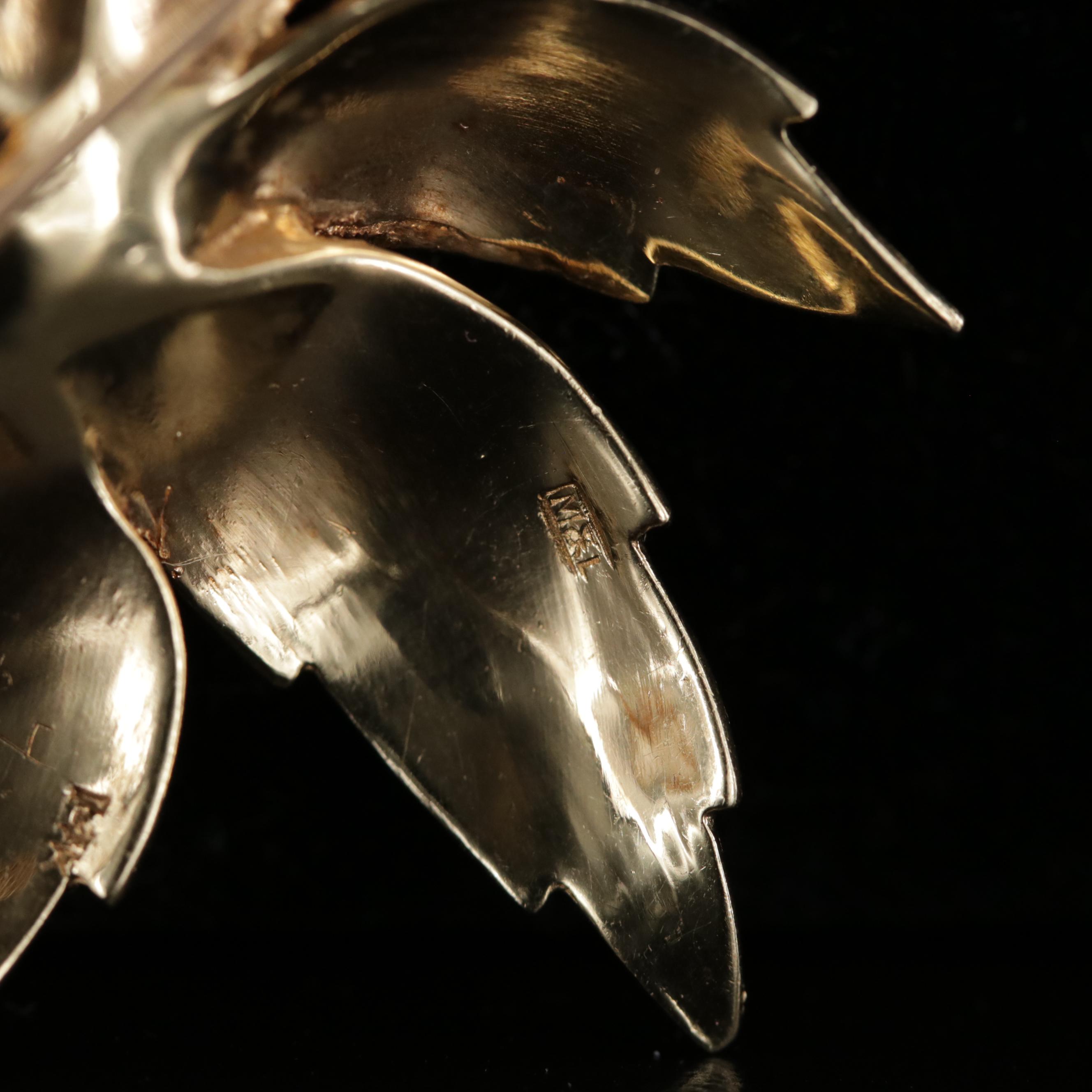 Vintage 14K Yellow Gold Diamond and Blue Sapphire Flower Brooch