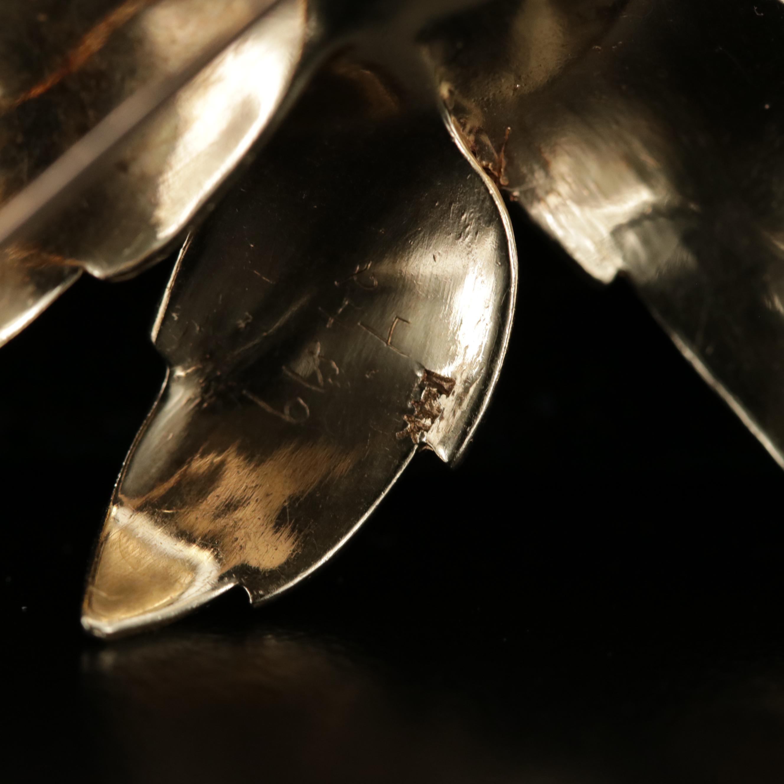 Vintage 14K Yellow Gold Diamond and Blue Sapphire Flower Brooch