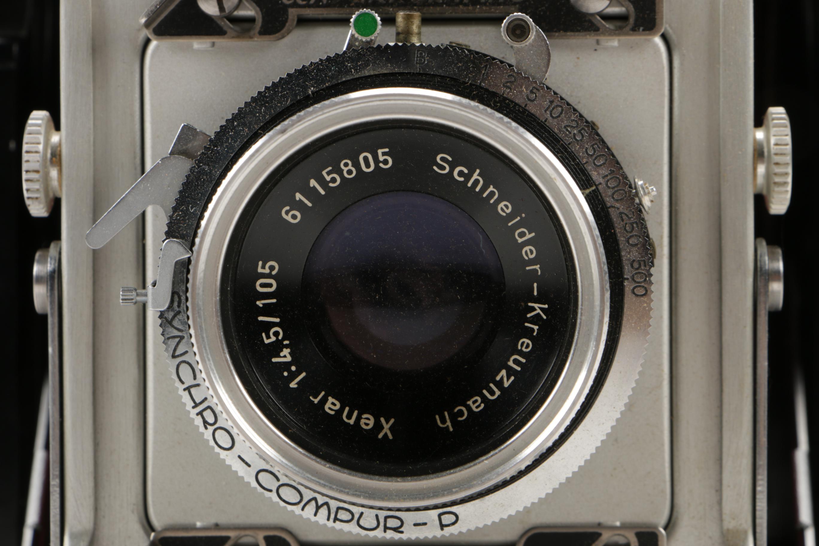 Miniature Graflex 2¼ x 3¼ Speed Graphic, Metz 202 Electronic Flash and More