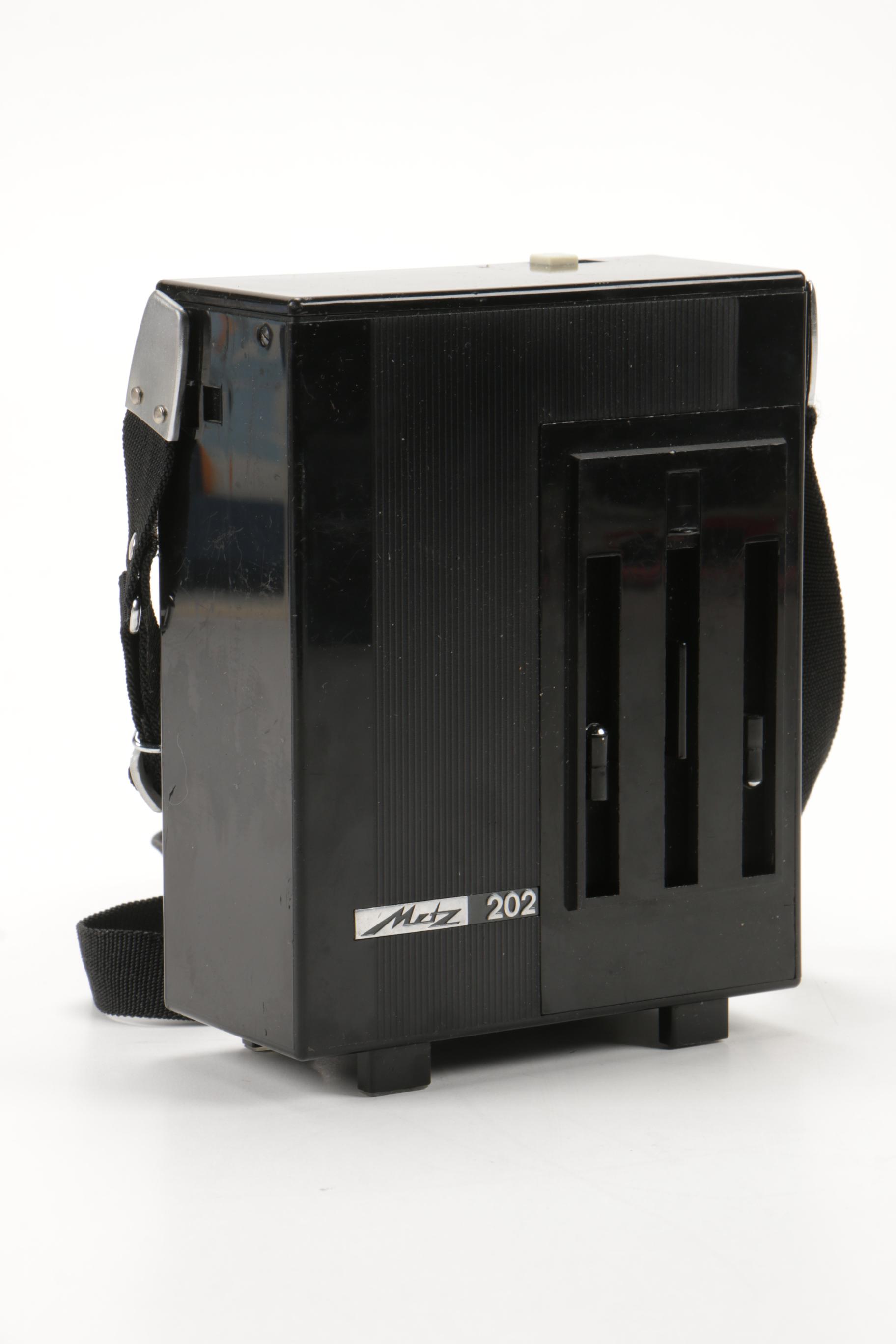 Miniature Graflex 2¼ x 3¼ Speed Graphic, Metz 202 Electronic Flash and More