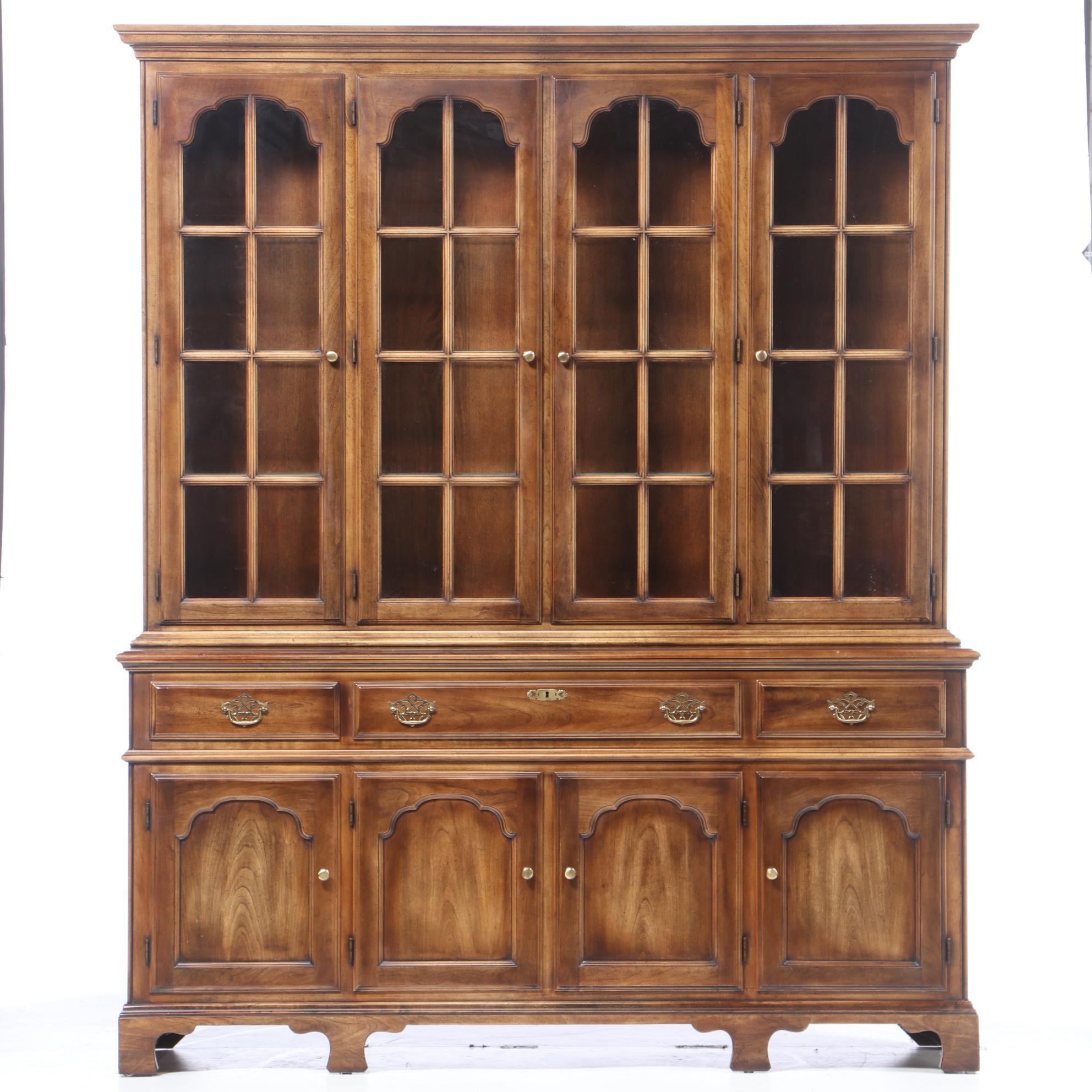 Statton "Trutype Americana" Maple China Cabinet, Mid to Late 20th Century