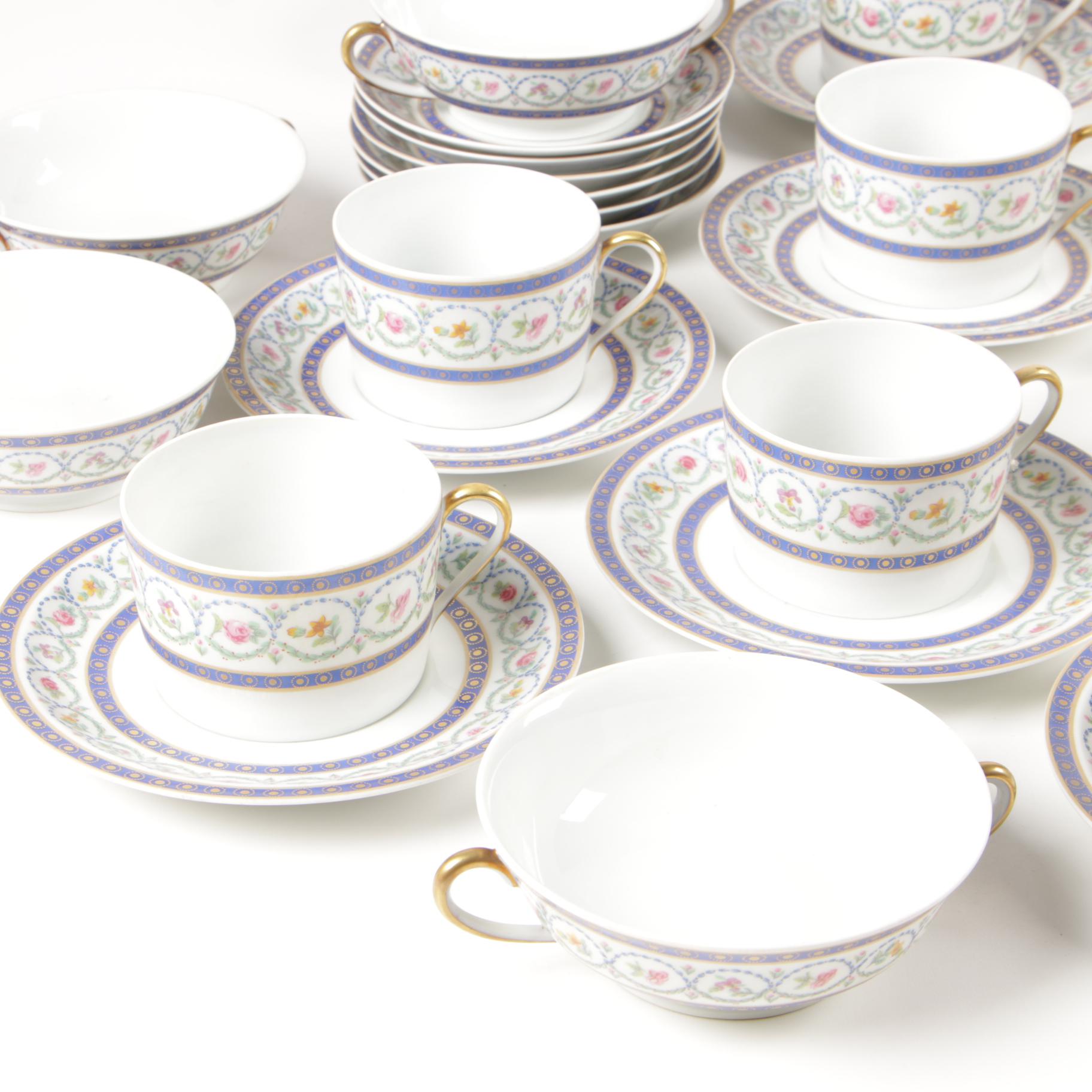 Haviland "Malmaison" Porcelain Dinnerware, Late 20th Century