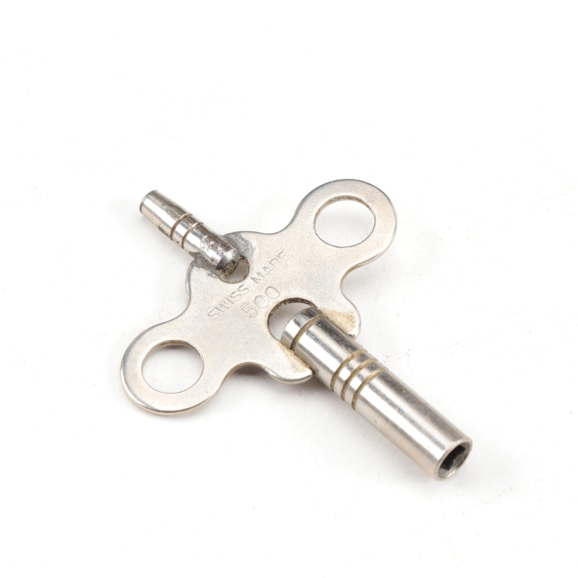 Waterbury Neoclassical Mantel Clock, circa 1900