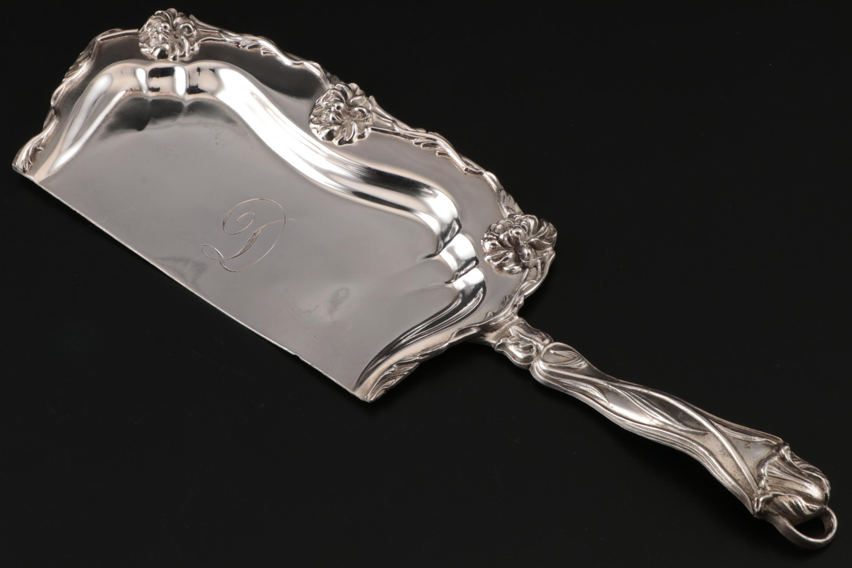 Eureka Silver Co. Art Nouveau Quadruple Plate Silent Butler, Mid-20th Century