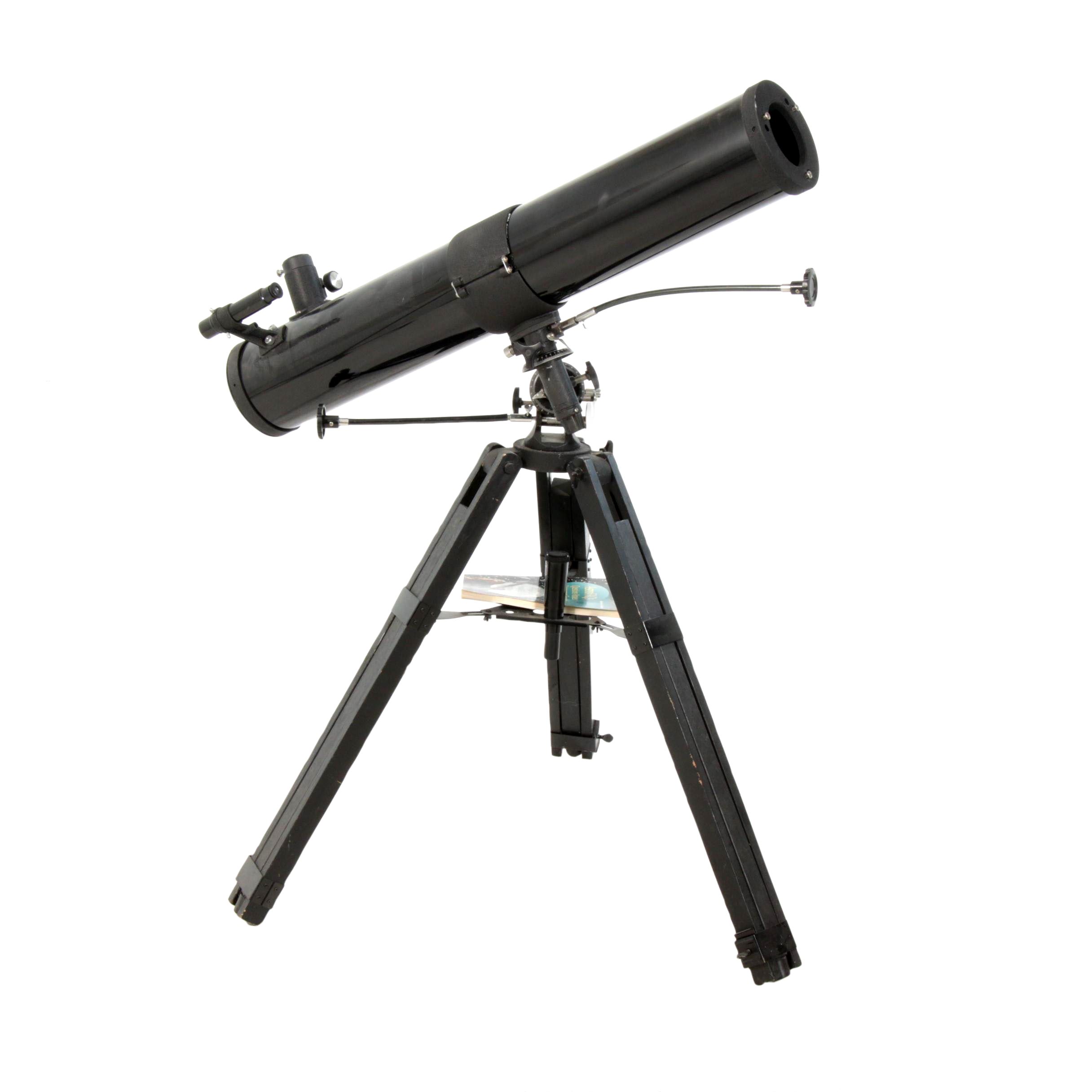Celestron 4 1/2" (114mm) Newtonian Telescope - 910mm ƒ