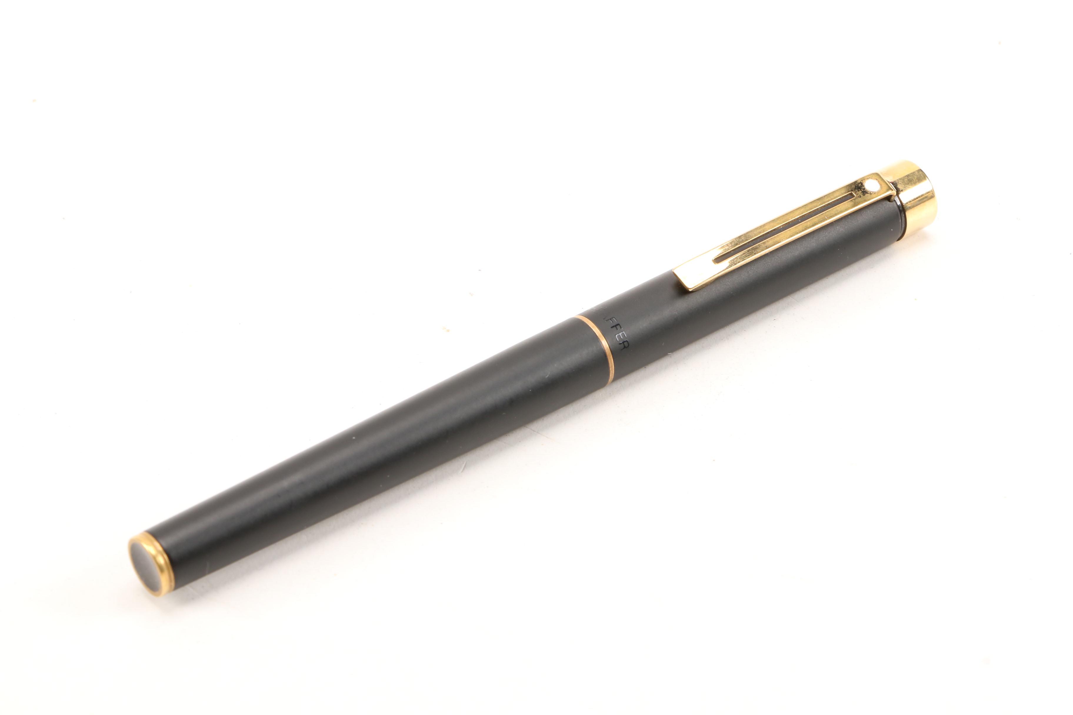 Sheaffer Targa Black Lacquer Fountain Pen with 14K Gold Nib