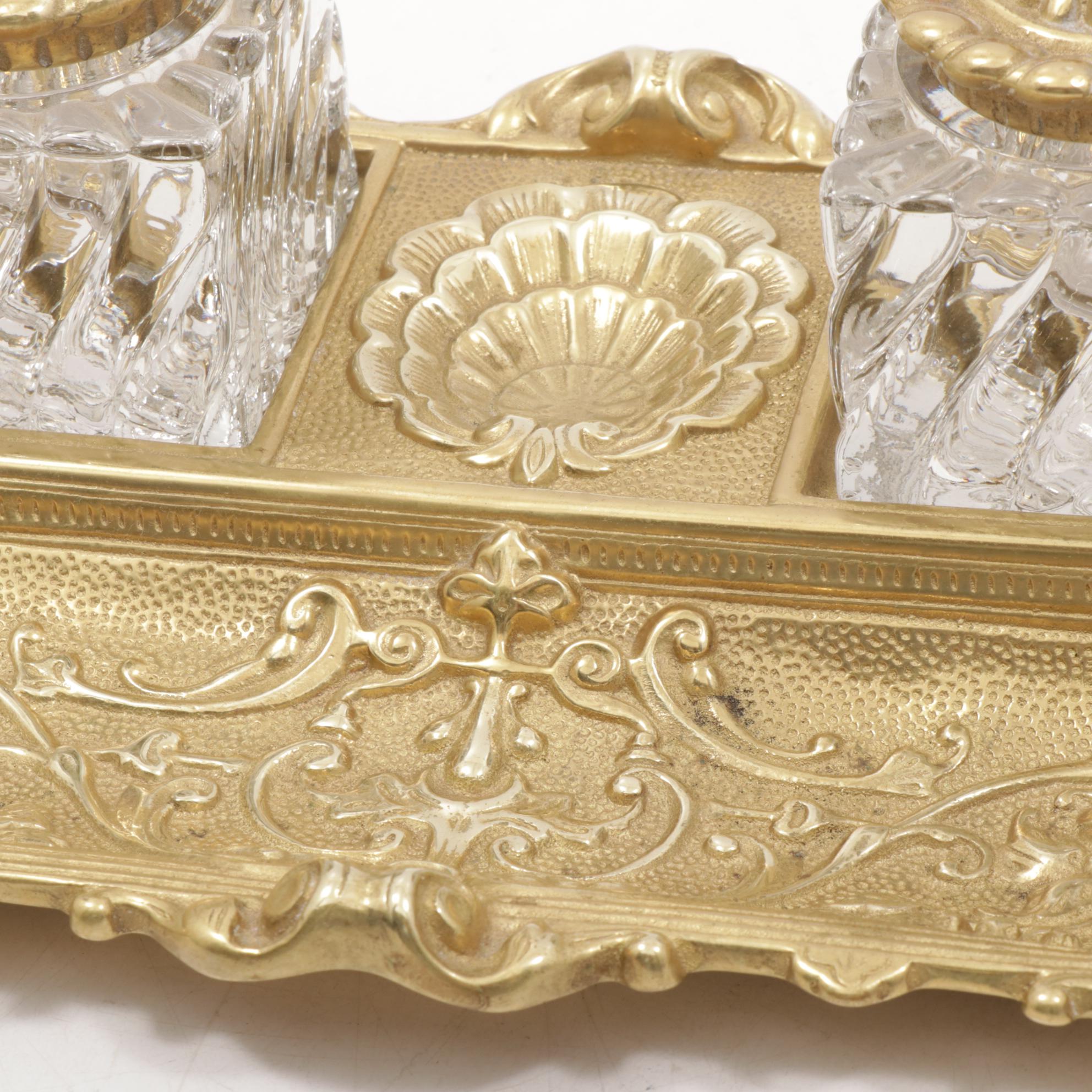 Virginia Metalcrafters Ornate Brass and Glass Victorian Style Inkwell