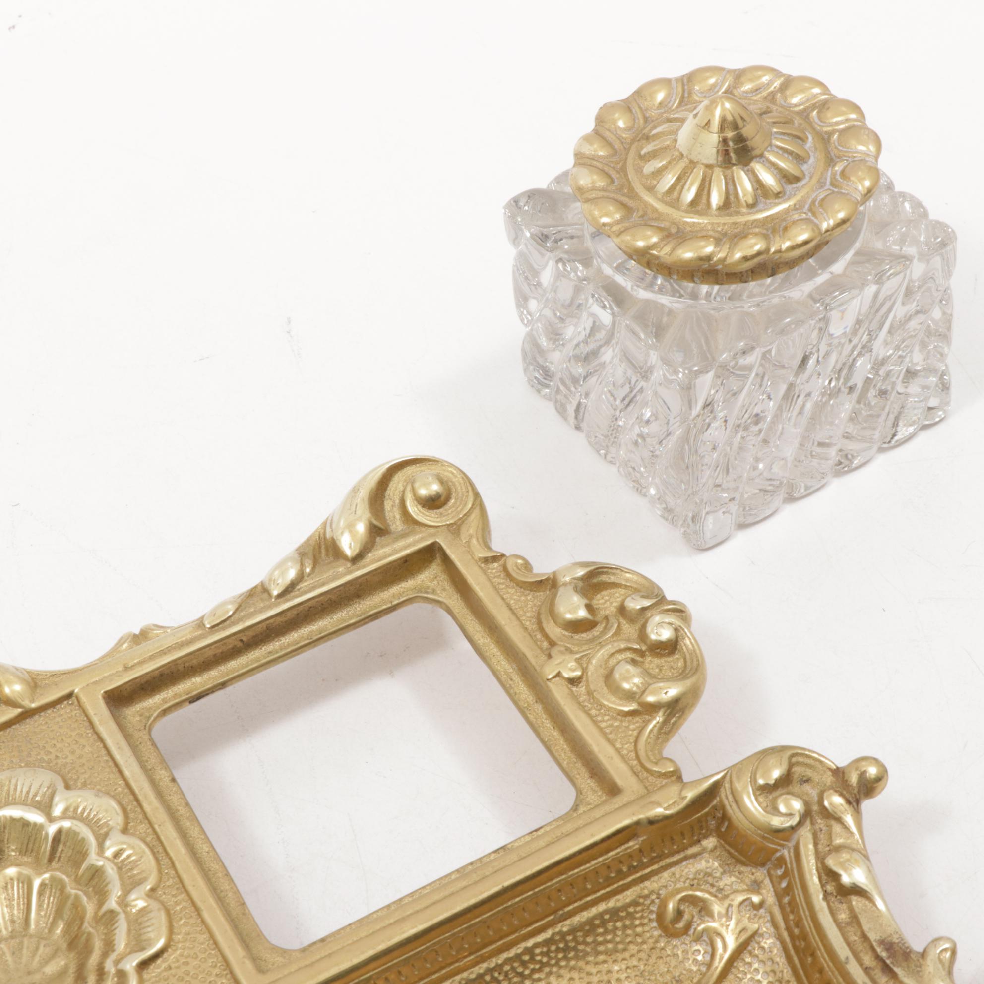 Virginia Metalcrafters Ornate Brass and Glass Victorian Style Inkwell