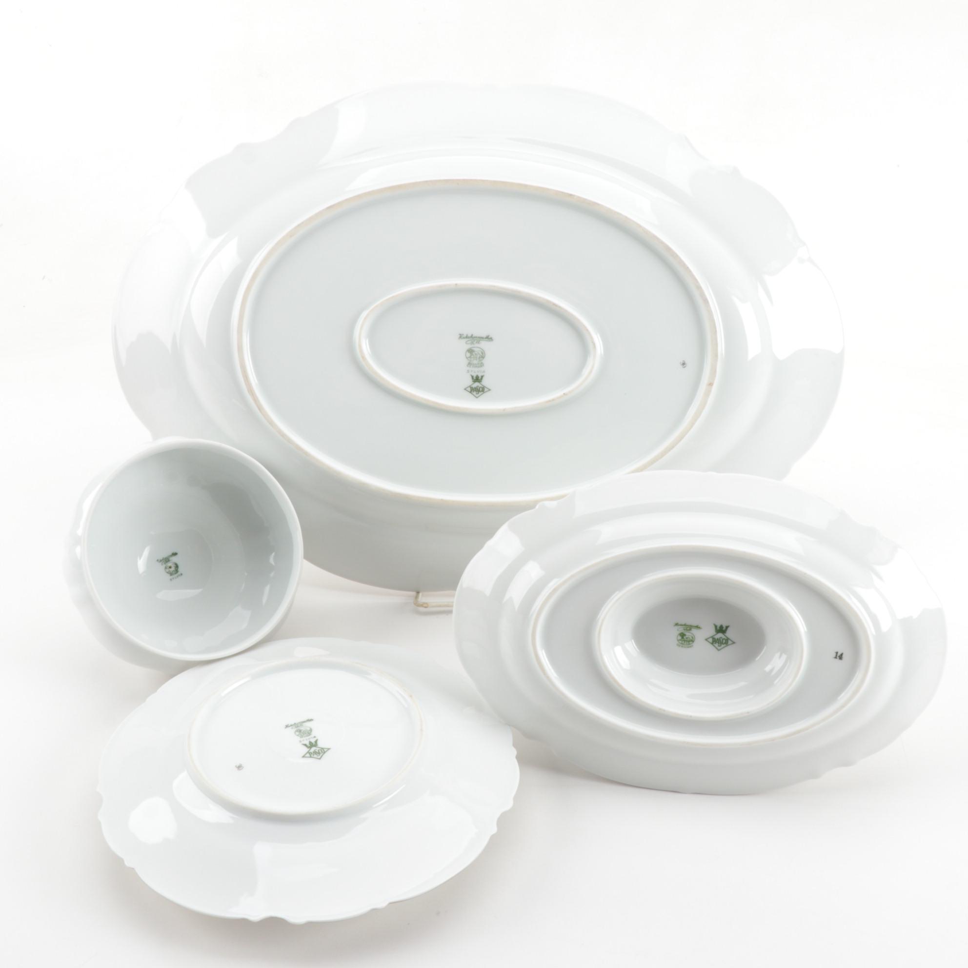 Hutschenreuther "Revere" Platinum-Trimmed Porcelain Dinnerware Service