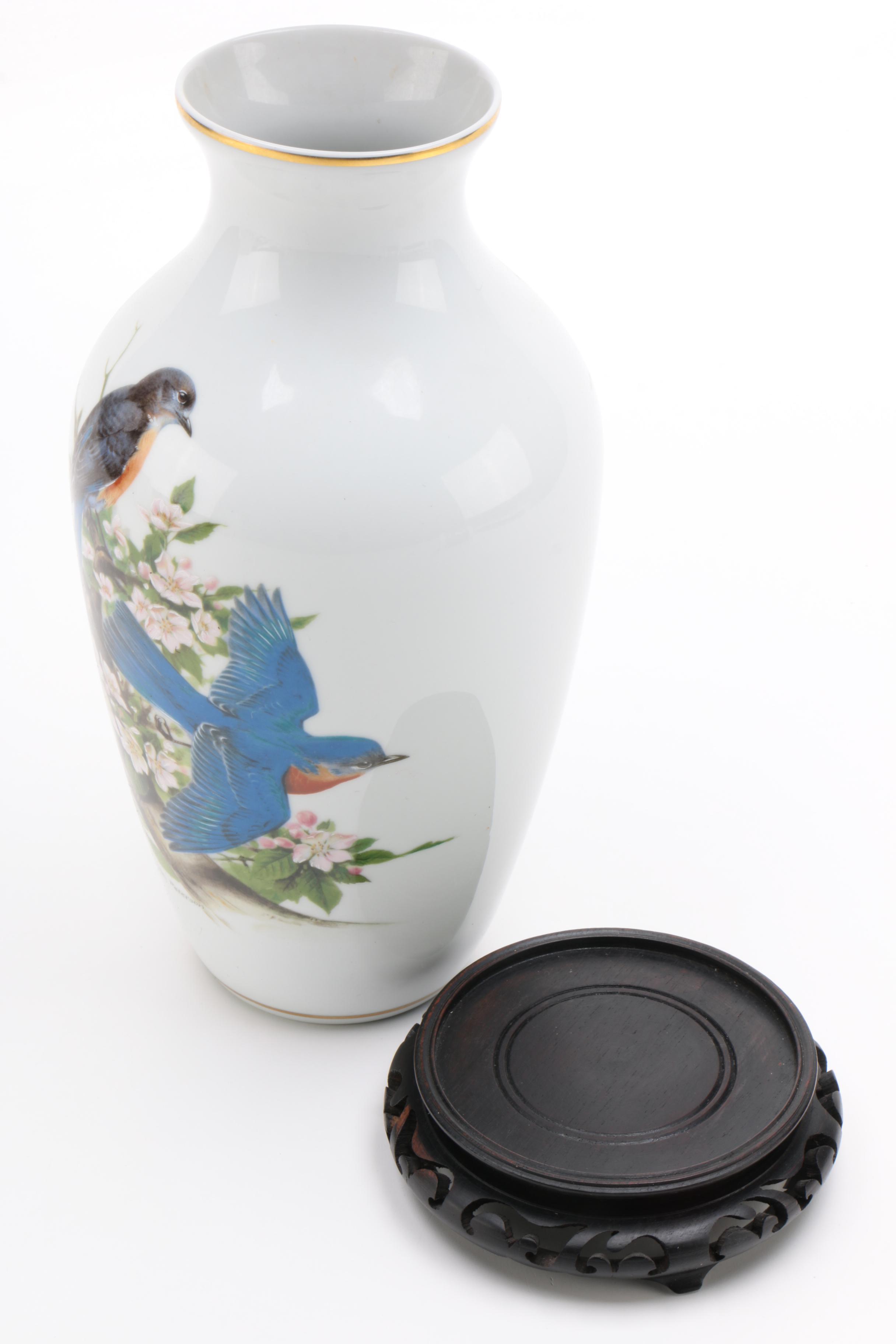 Kaiser for the Danbury Mint "Bluebird" Porcelain Vase with Stand, Late 20th C.