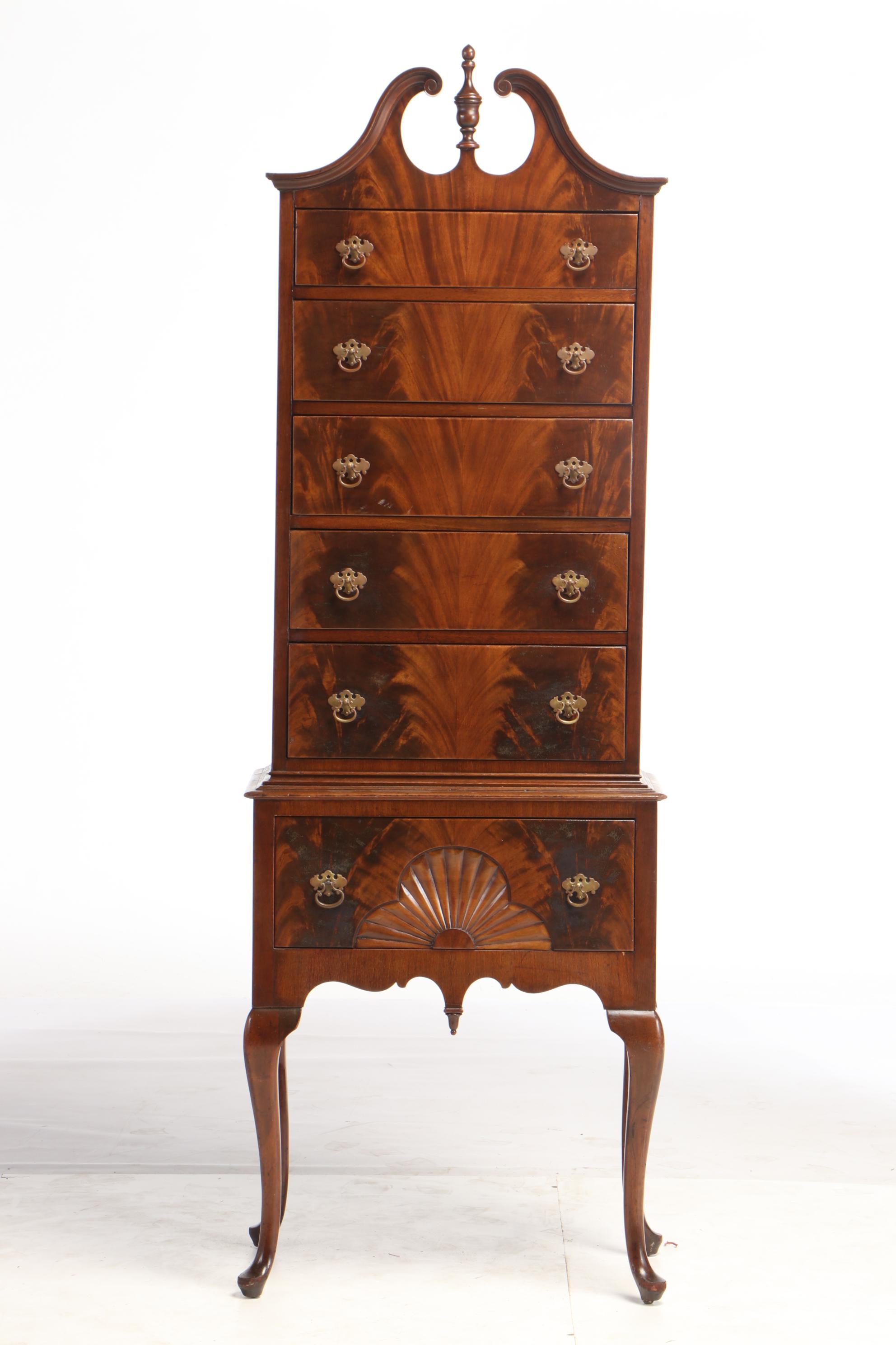 Skandia Furniture Queen Anne Style Mahogany Lingerie Chest, circa 1940