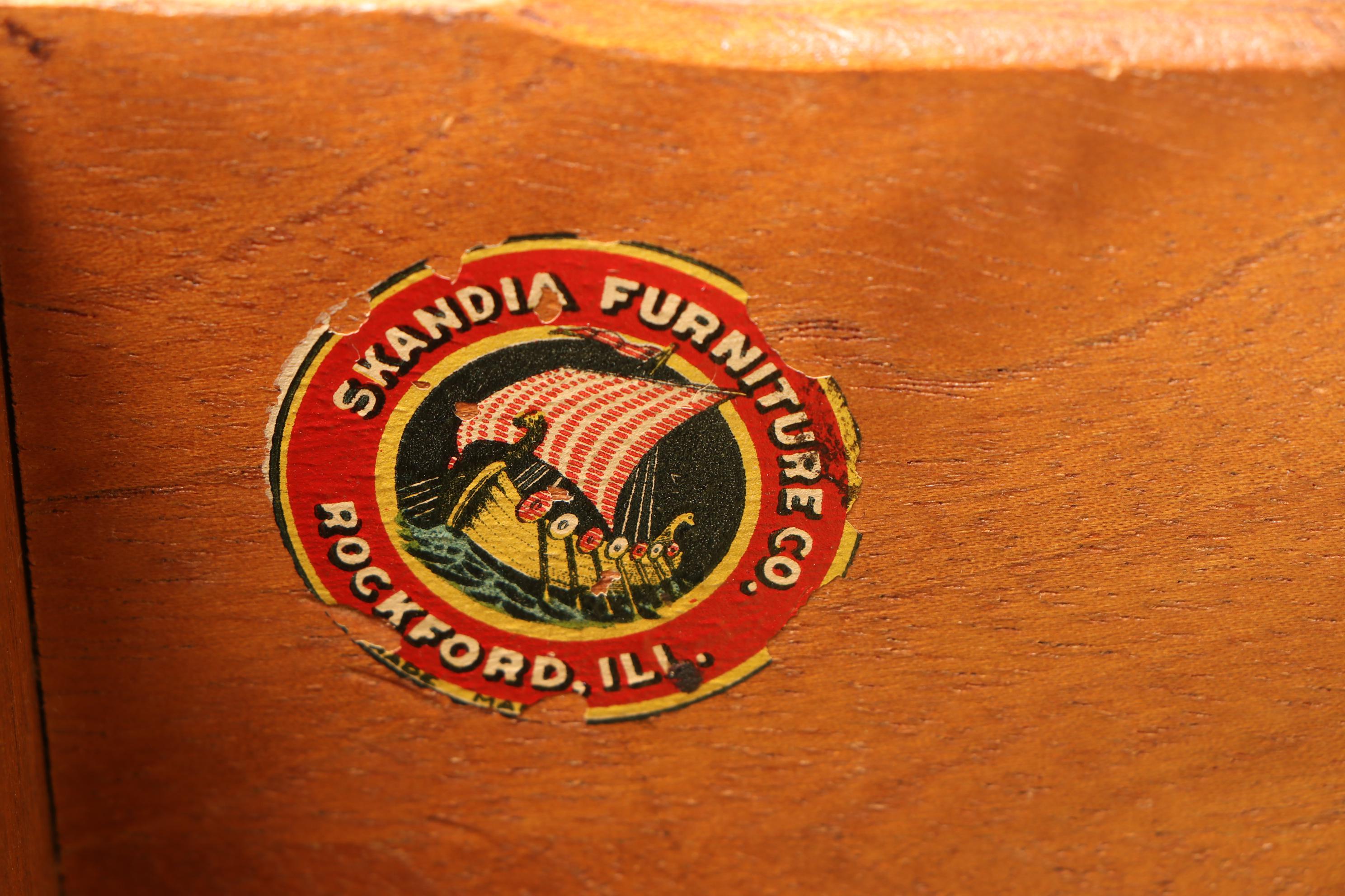 Skandia Furniture Queen Anne Style Mahogany Lingerie Chest, circa 1940