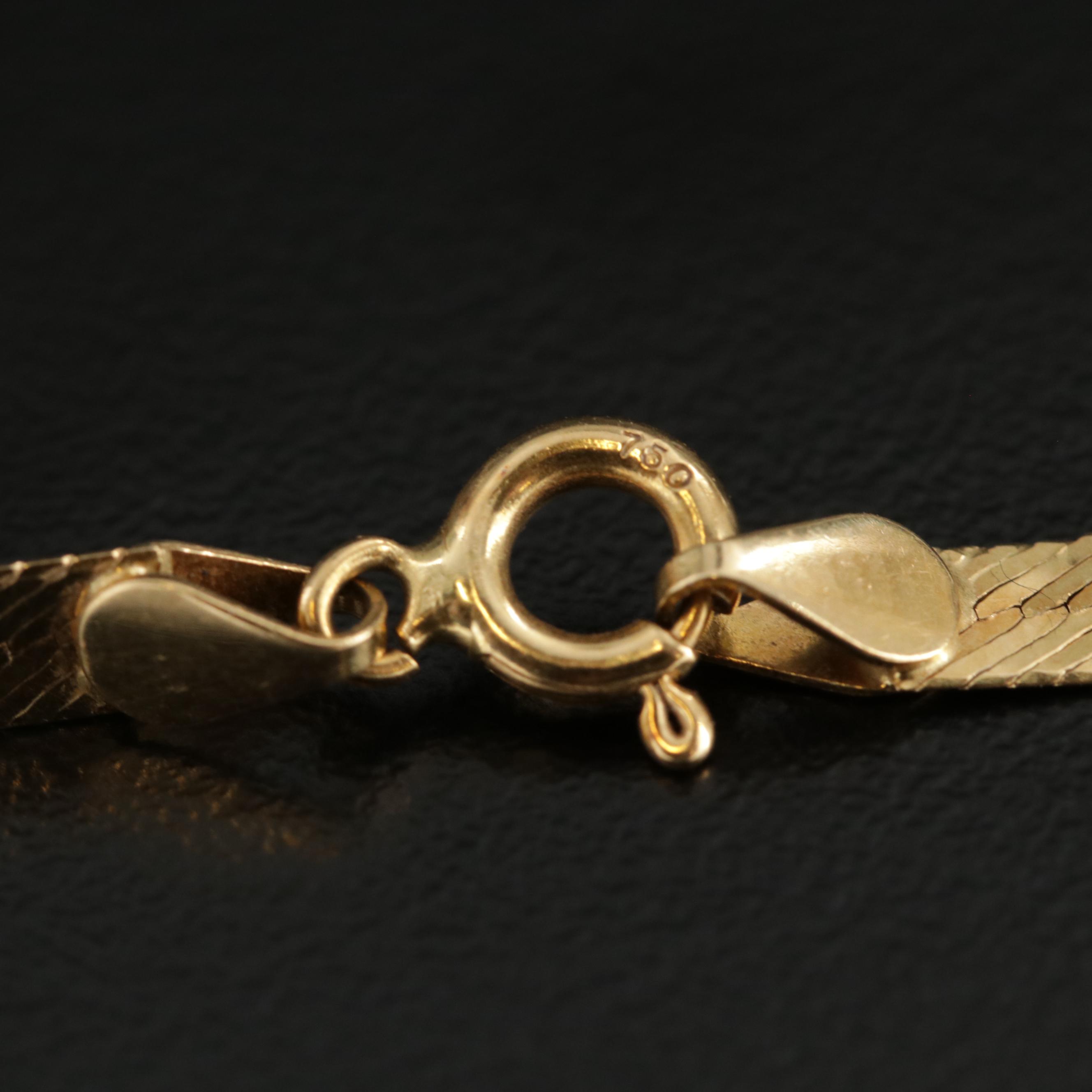 18K Yellow Gold Herringbone Chain Necklace