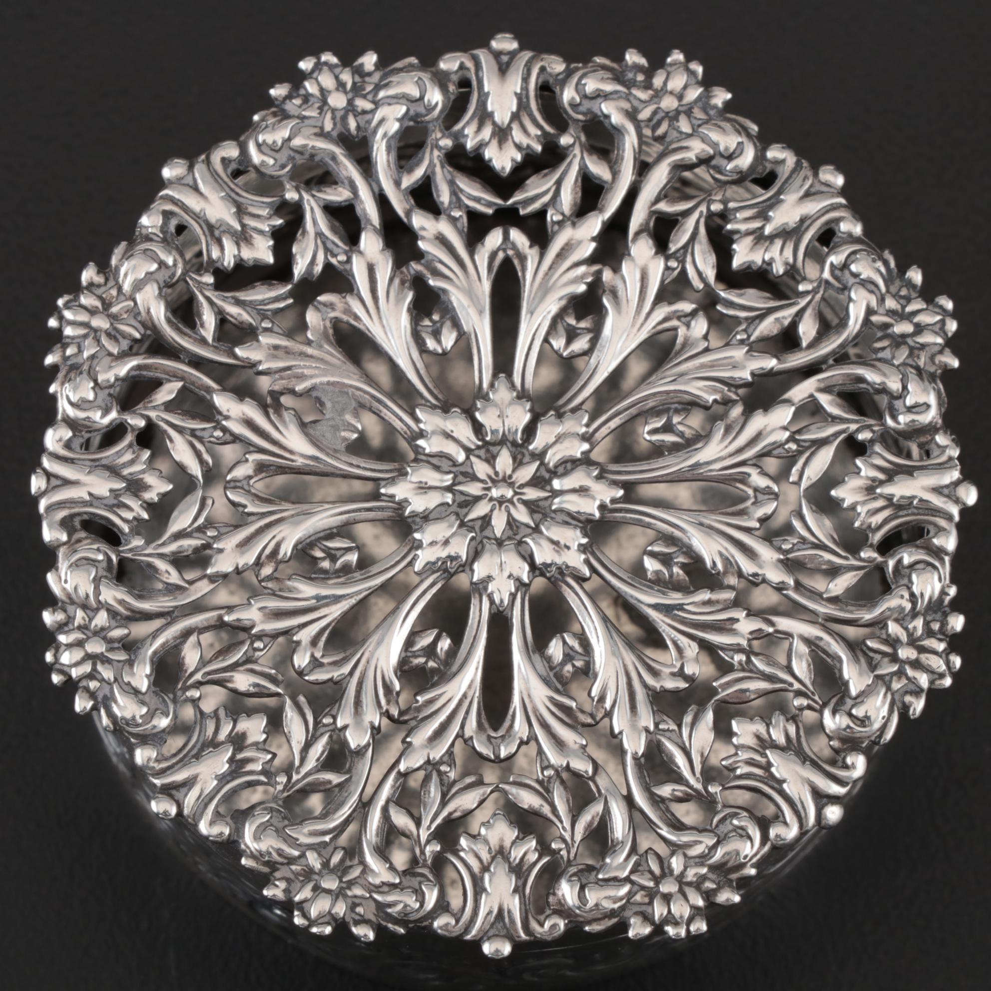 William Comyns & Sons Sterling Silver Pomander Box, London, 1909