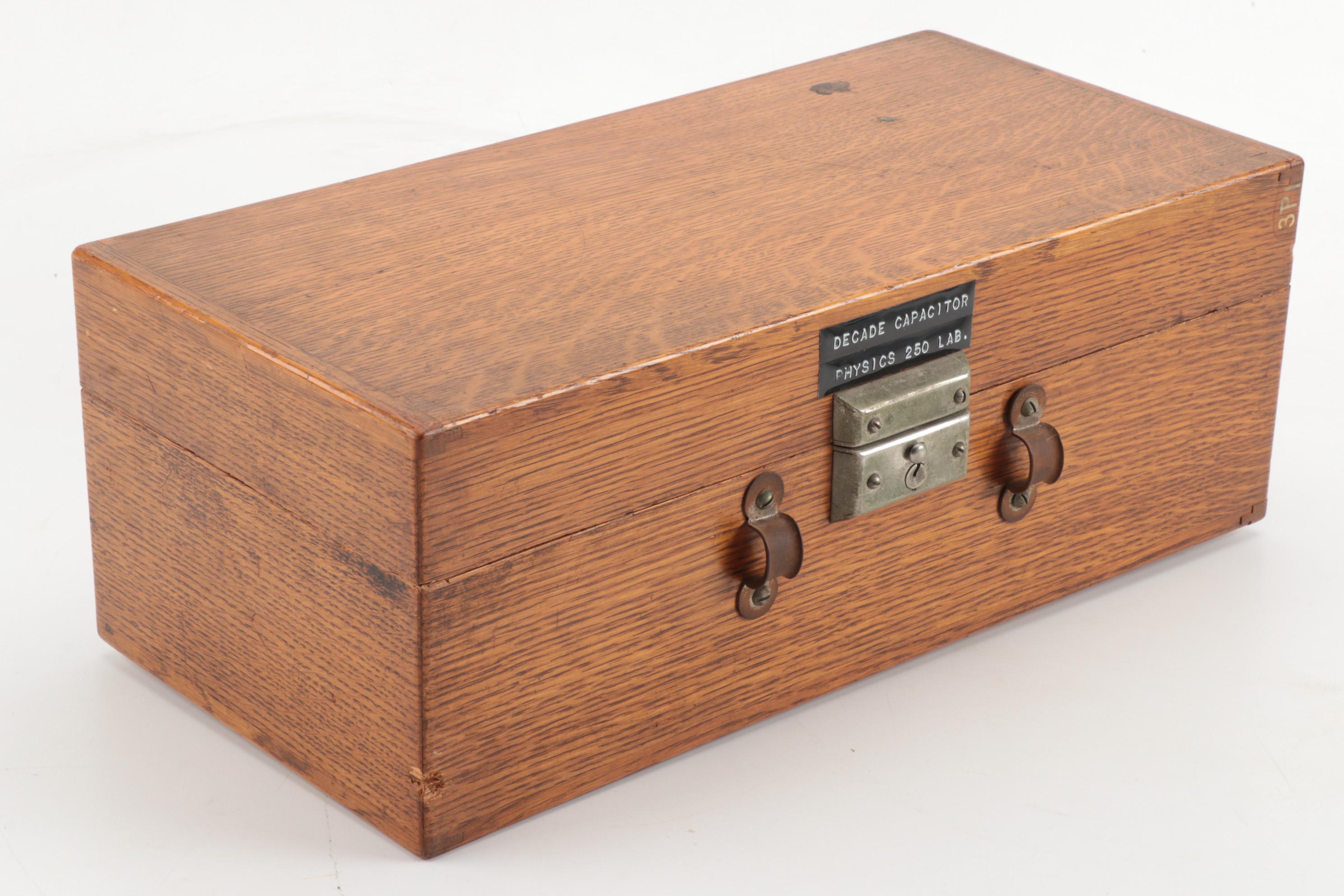 Leeds & Northrup Company, Philadelphia, Decade Capacitor In Oak Case, Vintage