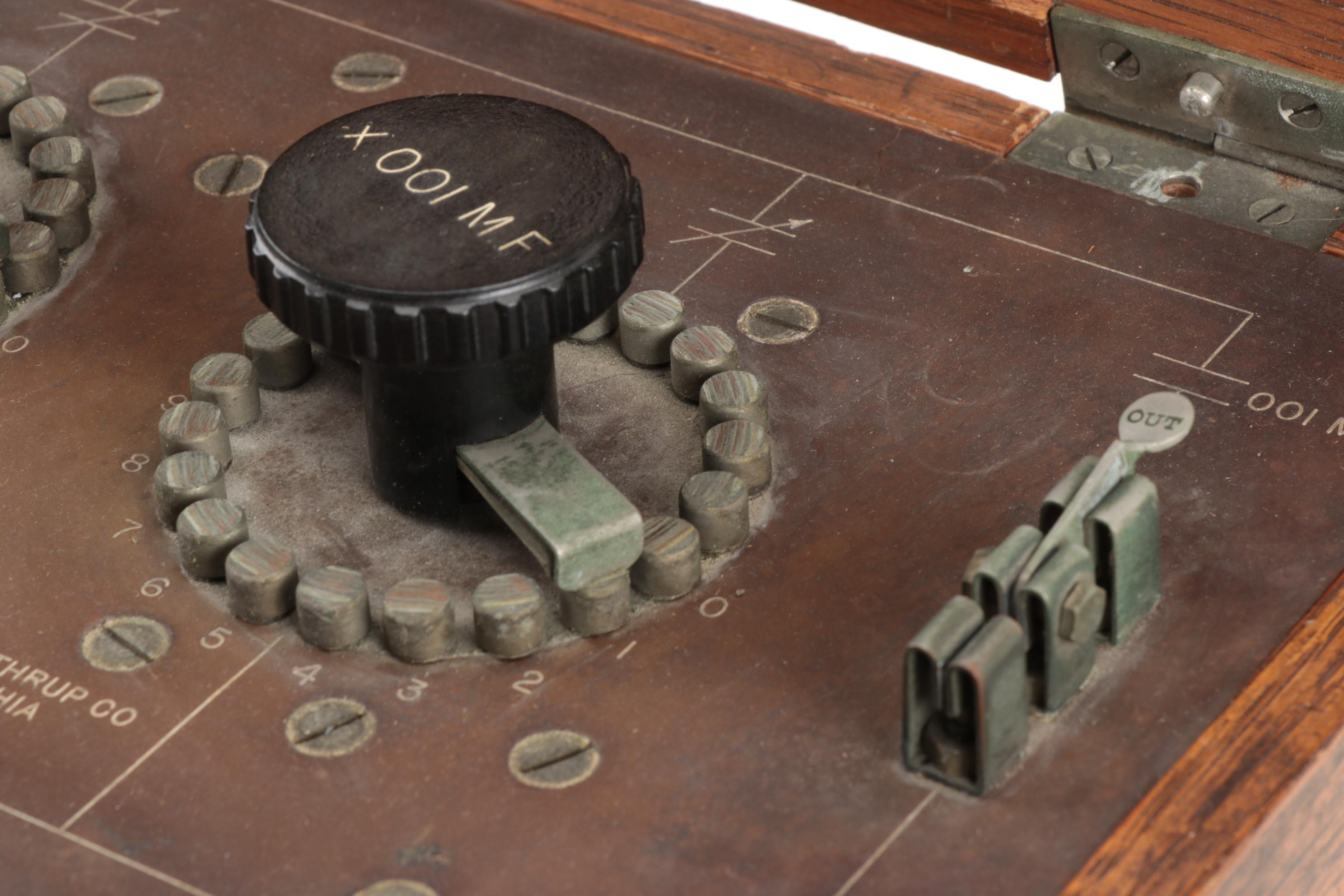 Leeds & Northrup Company, Philadelphia, Decade Capacitor In Oak Case, Vintage