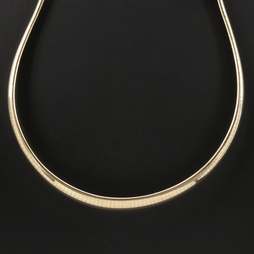 14K Yellow Gold Graduated Omega Chain Link Necklace