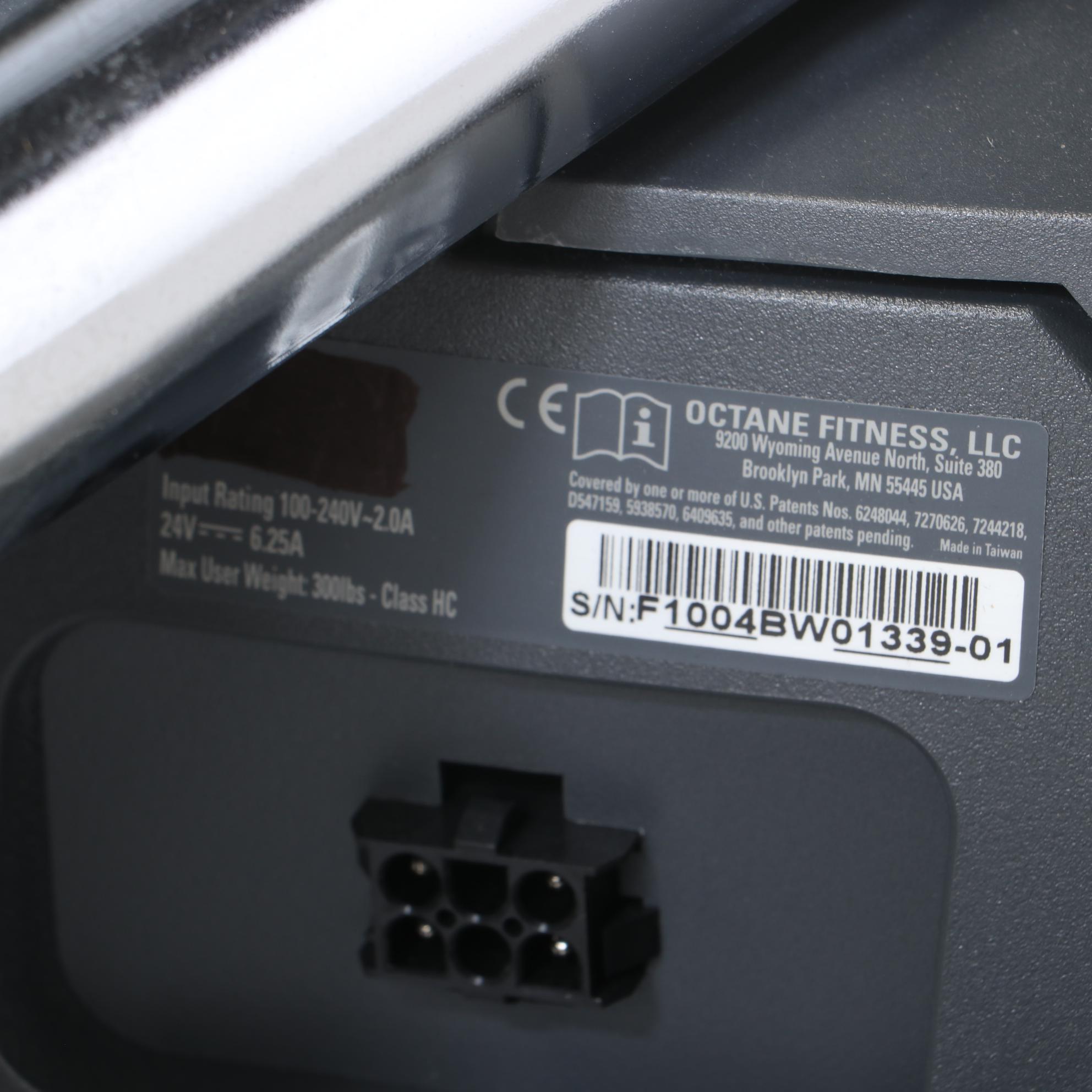 Octane Fitness Q47ci Elliptical Machine