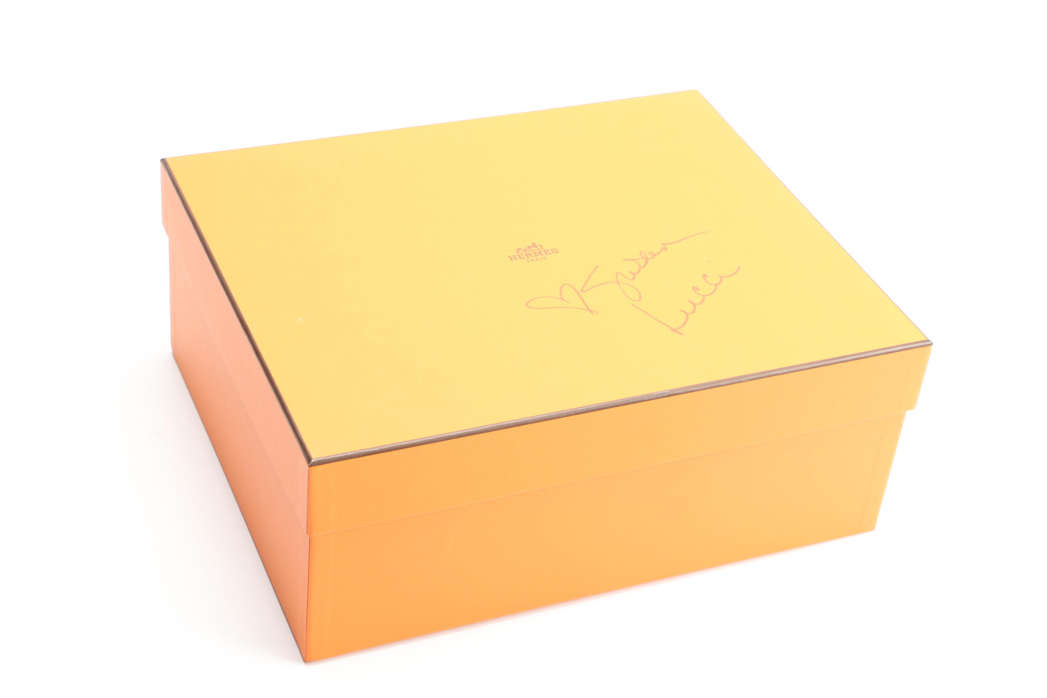 Hermès Fourre Tout PM in Cocoa Box Calf Leather with Box Signed by Susan Lucci