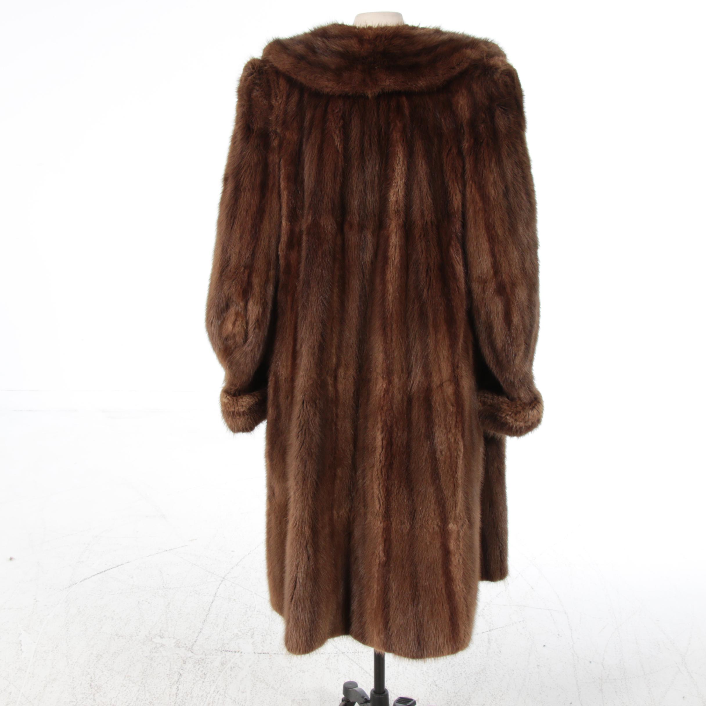 Muskrat Fur Coat, Mid-20th Century