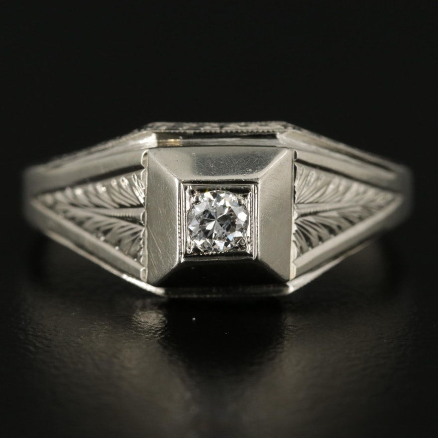 Art Deco 18K White Gold Diamond Ring