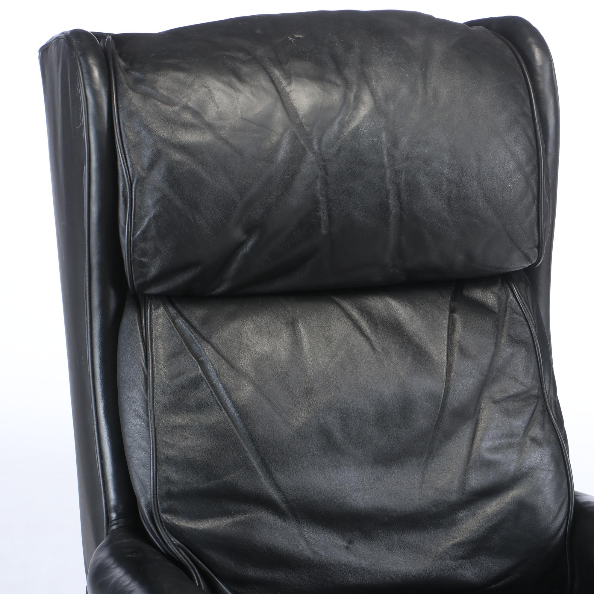 Fairfield Chair Leather "Wendell" Executive's Chair, Late 20th Century