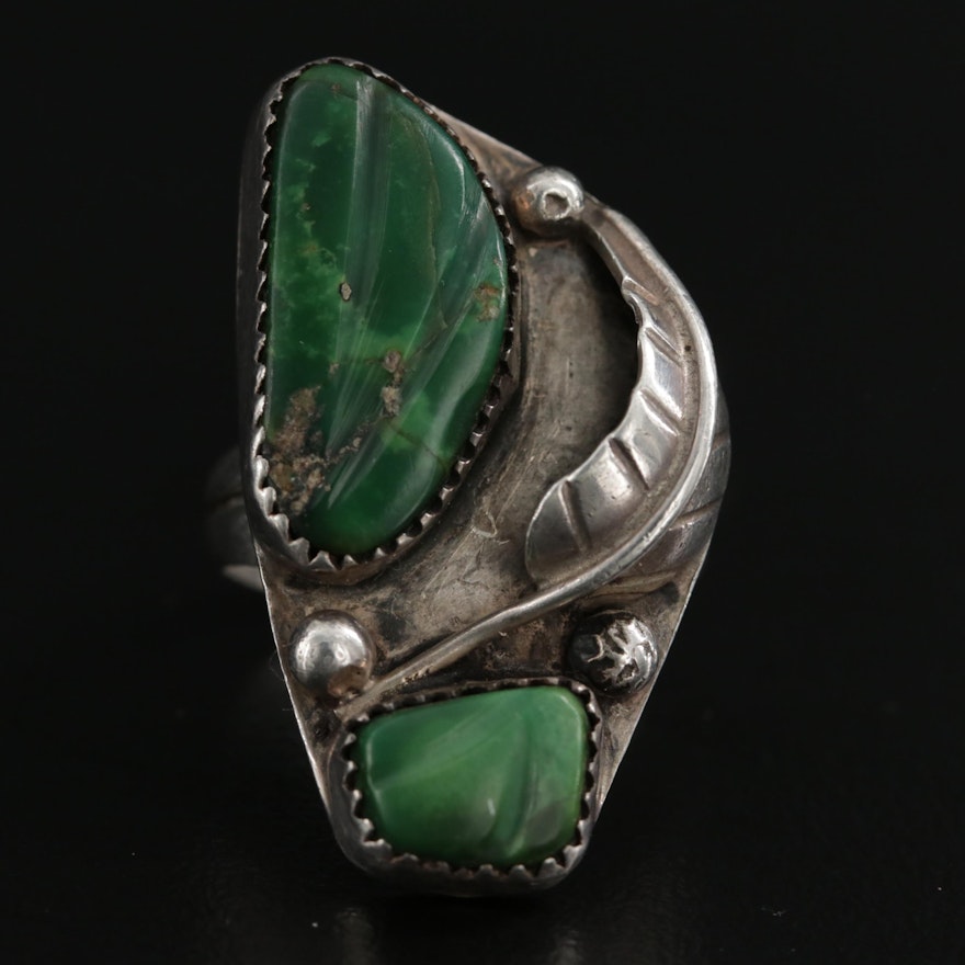 Vintage Southwestern Style Sterling Silver Turquoise Ring