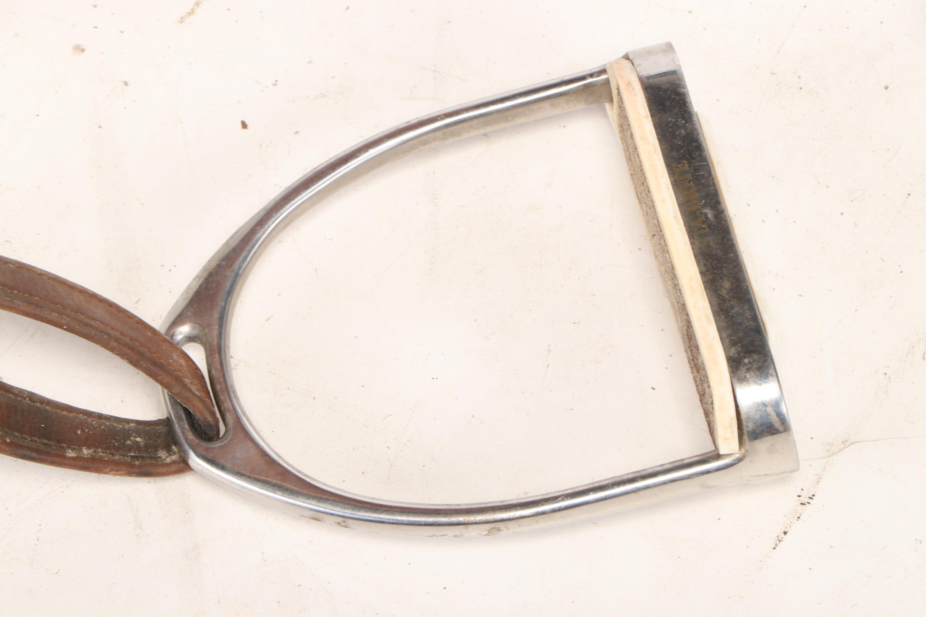 Deval Ltd. Leather English Saddle, Mid to Late 20th Century