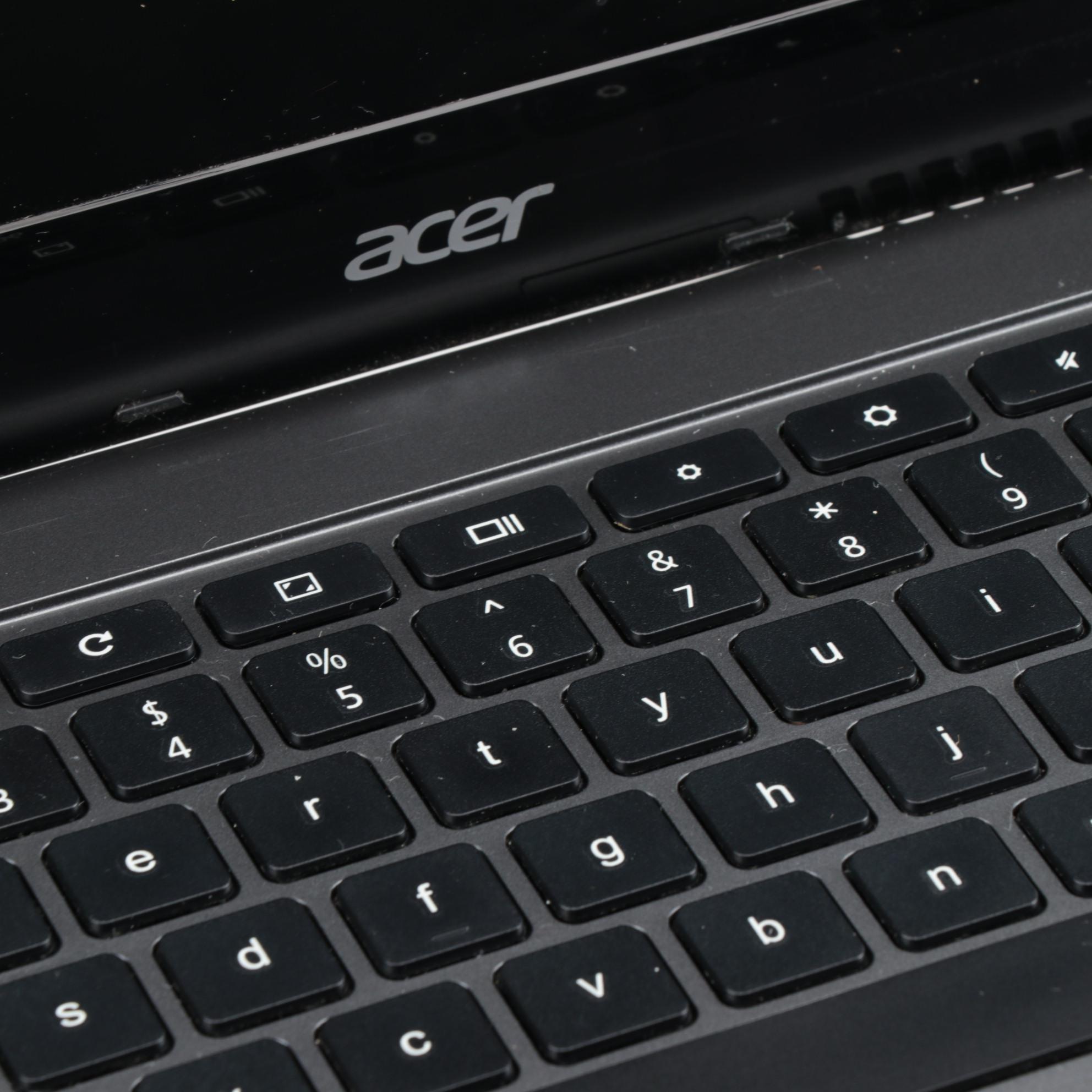 Acer C720-2802 Chromebook Laptop with Power Adapter, 2014