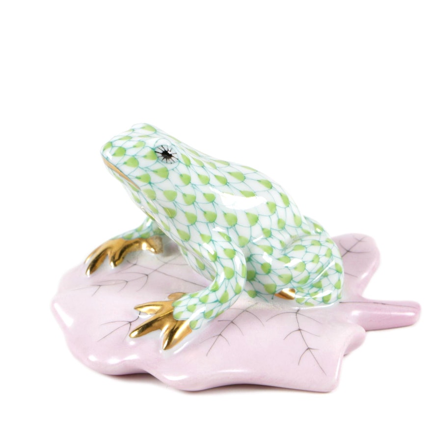 Herend Lime Green Fishnet with Gold "Frog on Lily Pad" Porcelain Figurine