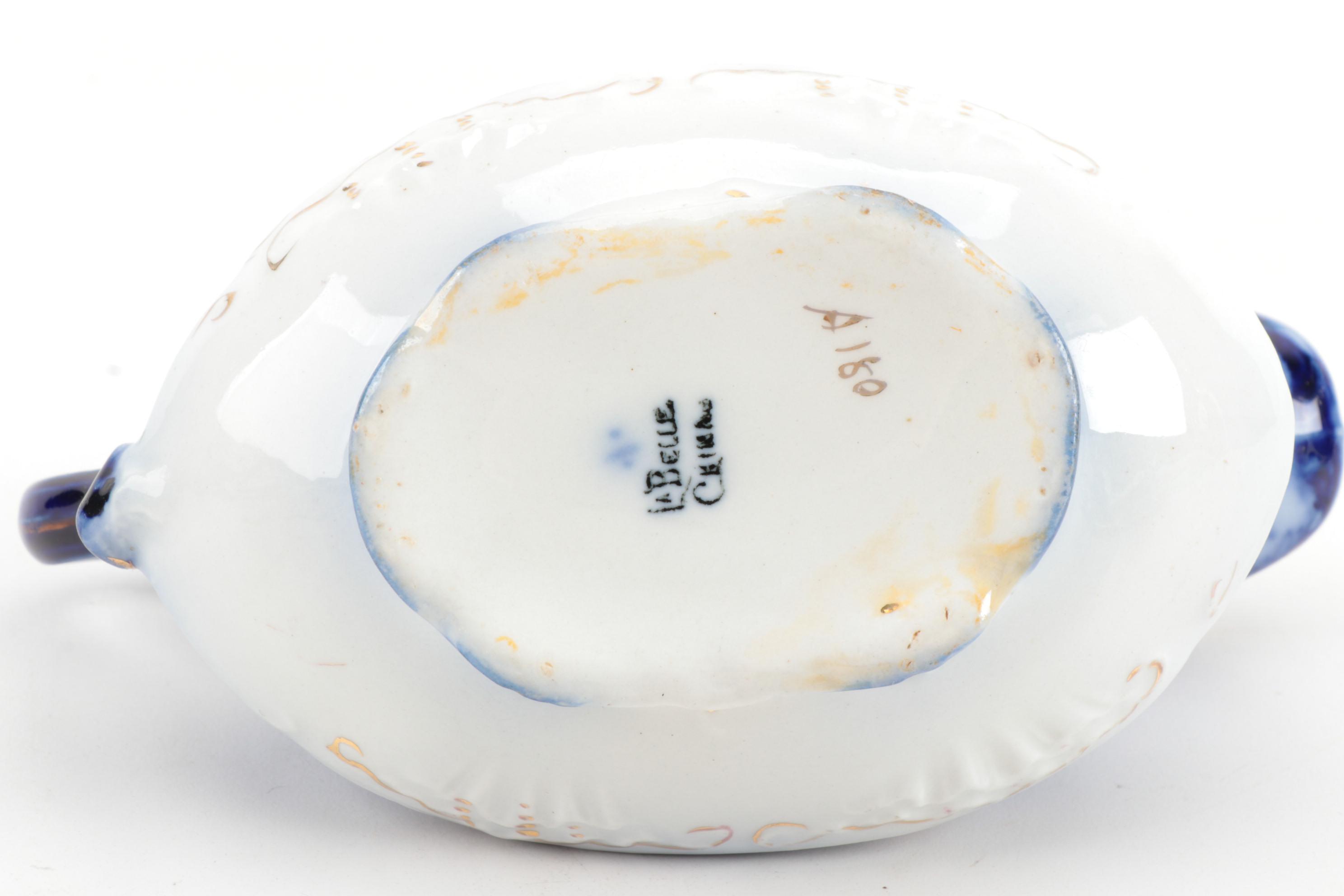 Ford & Sons Ltd "Weir" Flow Blue Gravy Boat with Other Gravy and Butter Pats