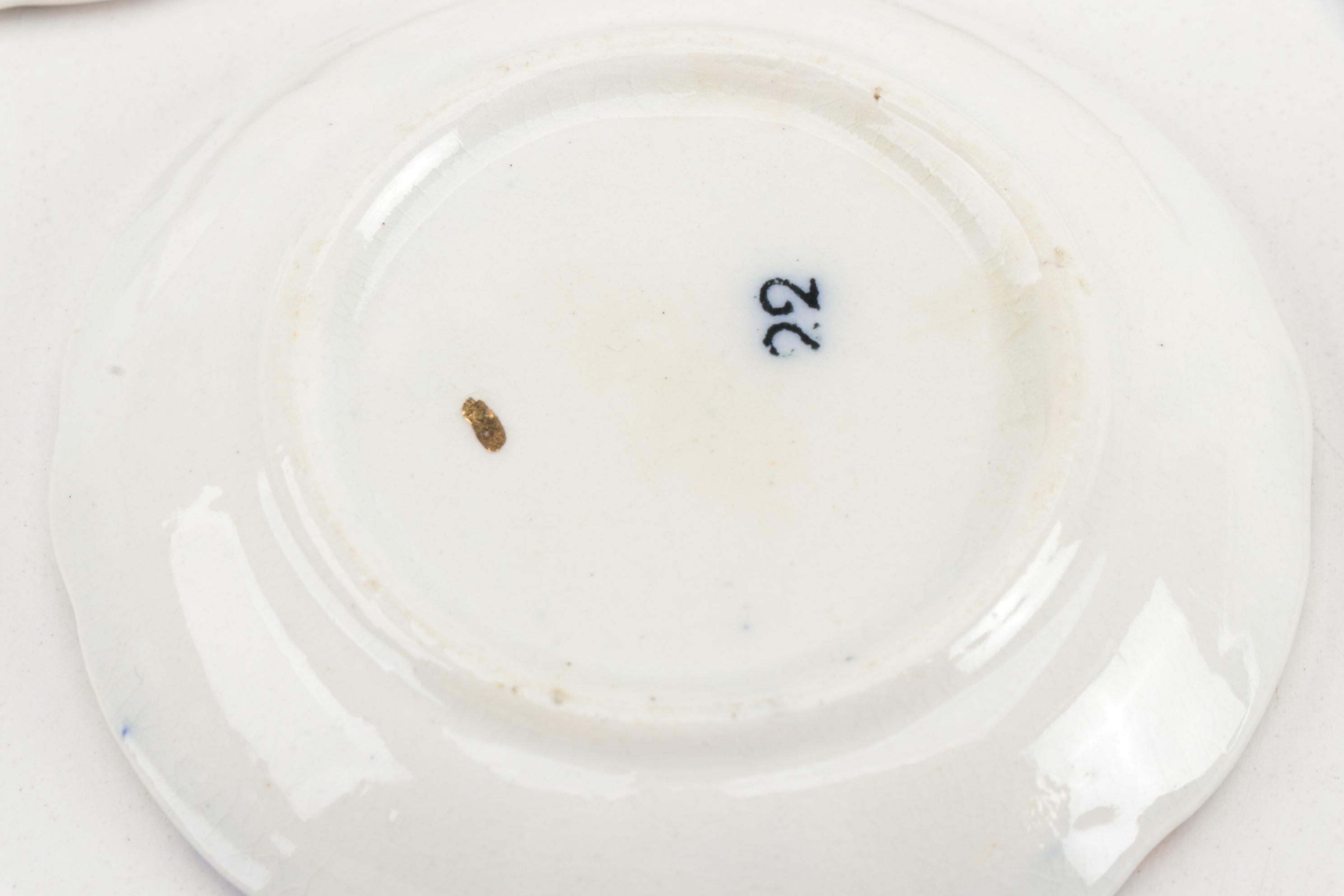 Ford & Sons Ltd "Weir" Flow Blue Gravy Boat with Other Gravy and Butter Pats