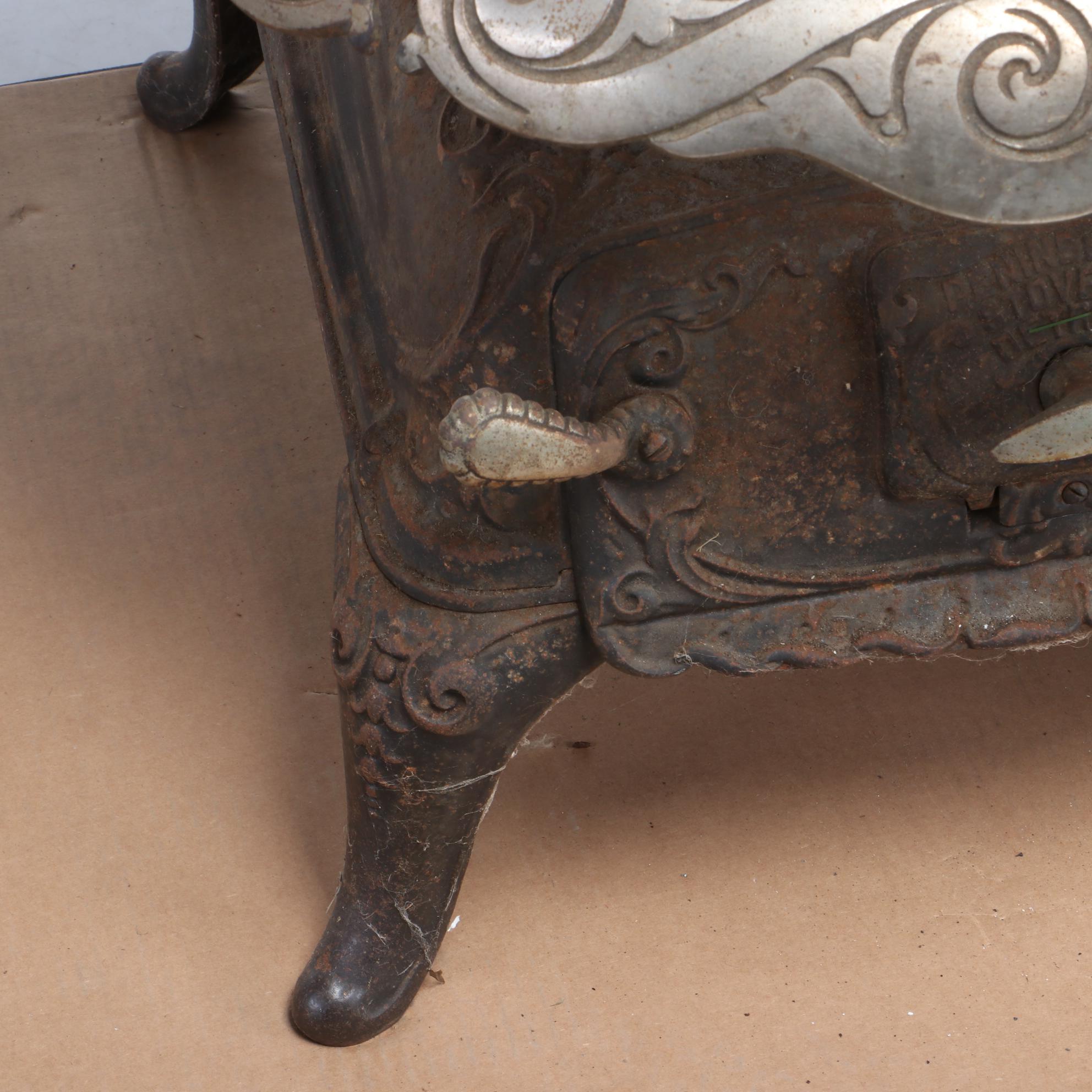 Peninsular Stove Co. Cast Iron Pot Belly Wood Buring Stove, Late 19th Century