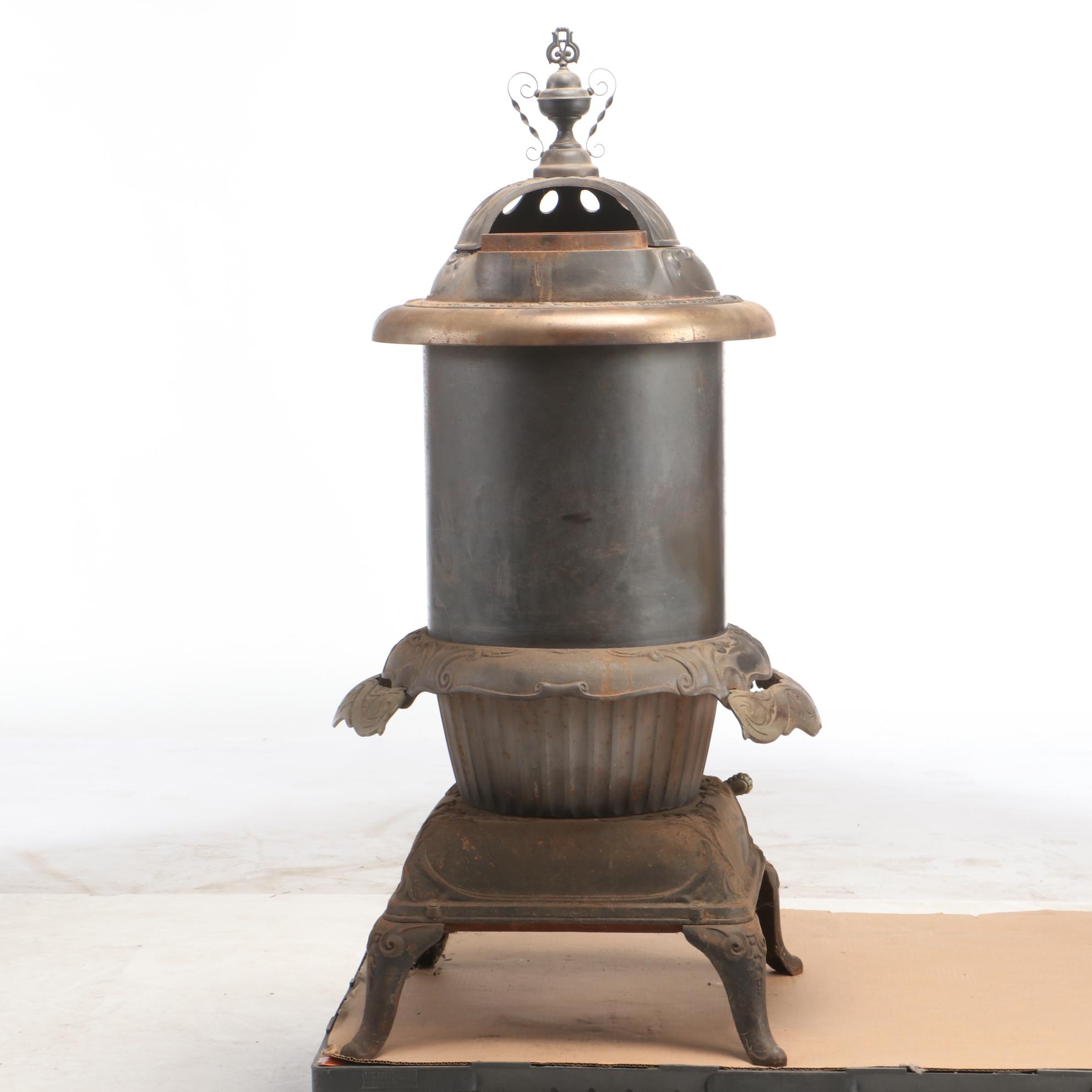 Peninsular Stove Co. Cast Iron Pot Belly Wood Buring Stove, Late 19th Century