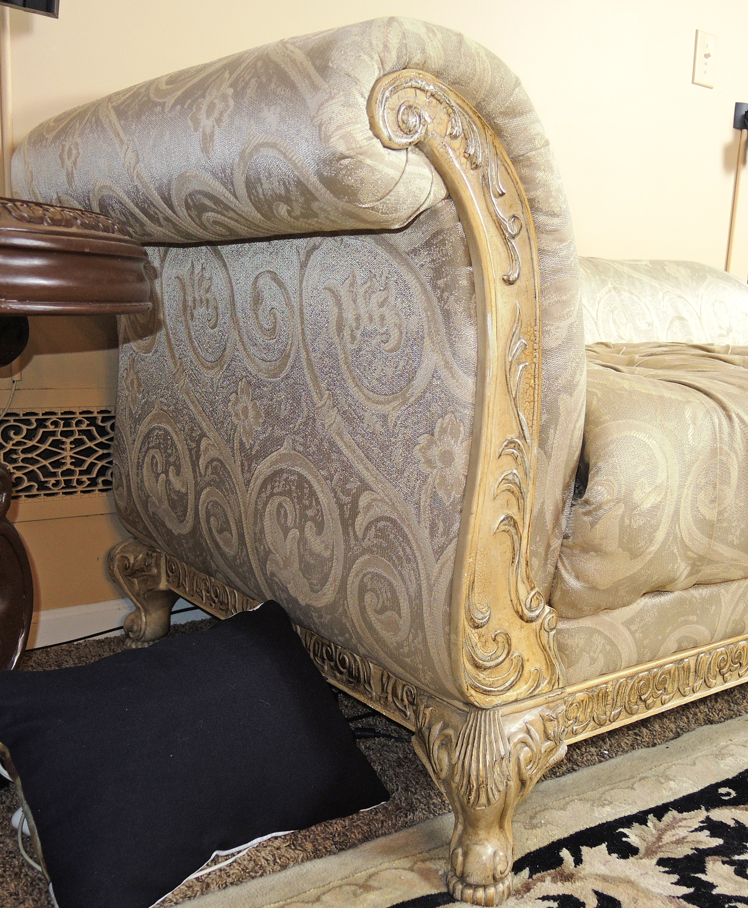 Schadig French Provincial Style Chaise Lounge, Contemporary