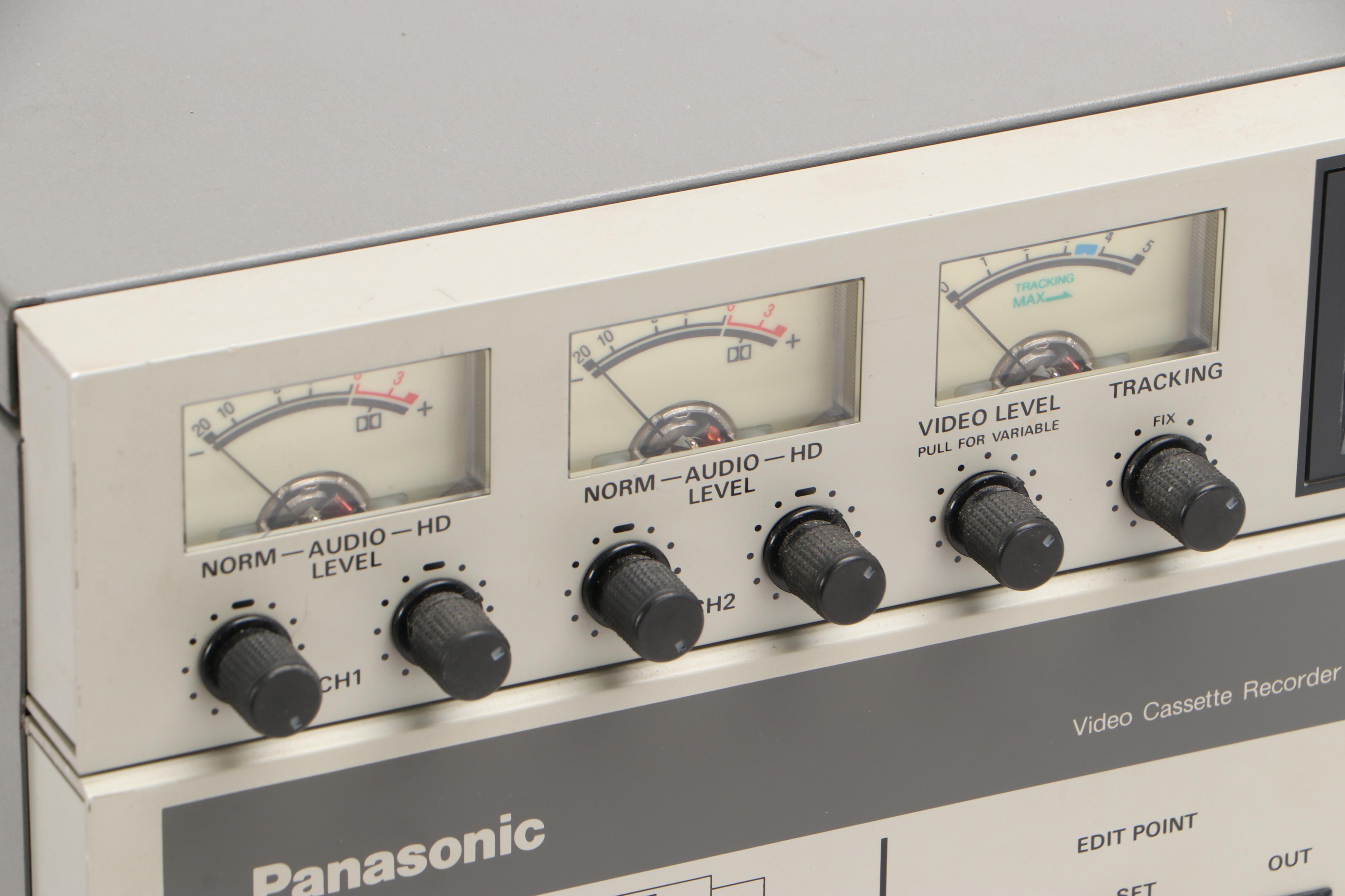 Panasonic Professional Video Cassette Recorder, Model AG-7500A