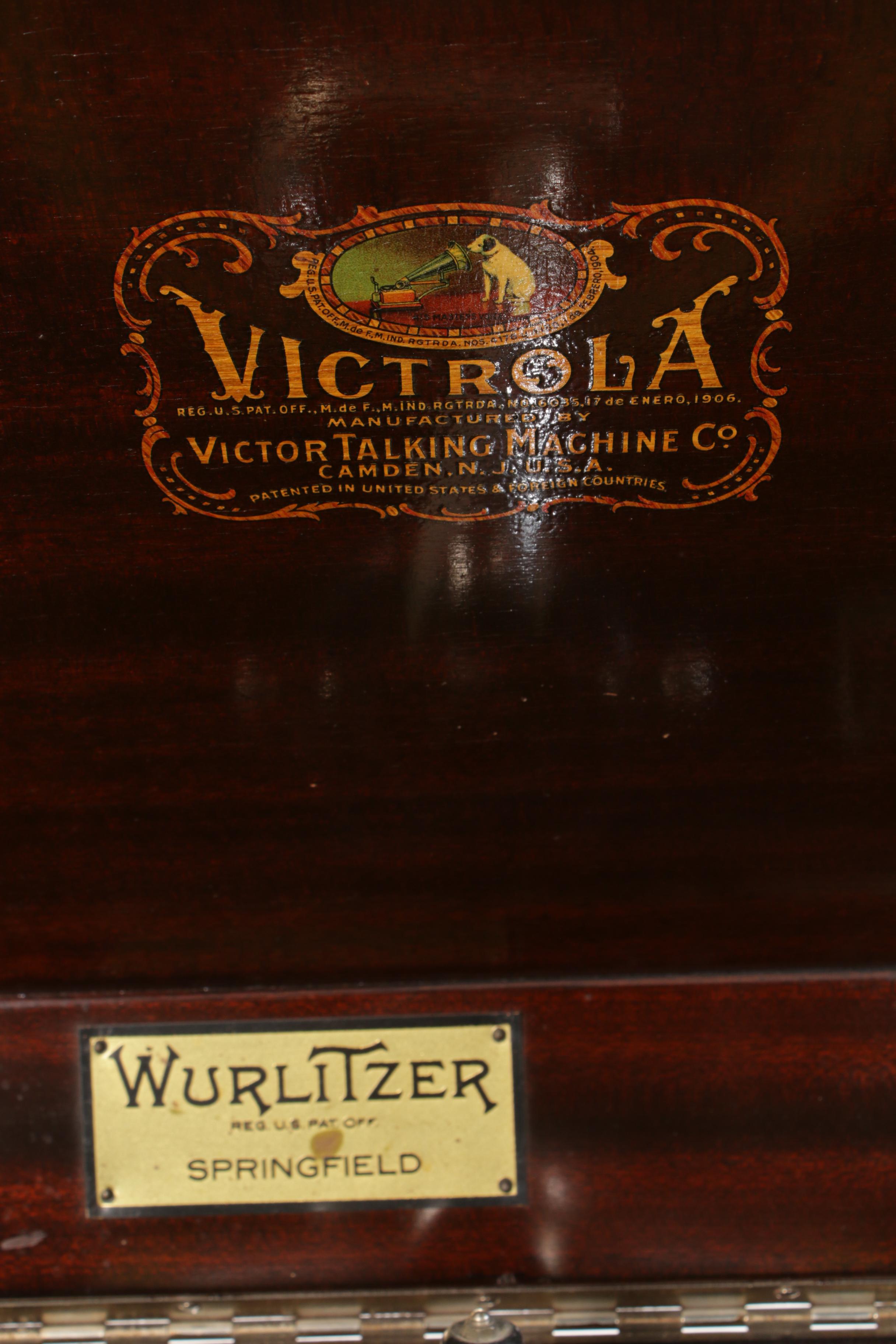 Wurlitzer Victrola "Victor Talking Machine" Mahogany Cased Phonograph, 1920s