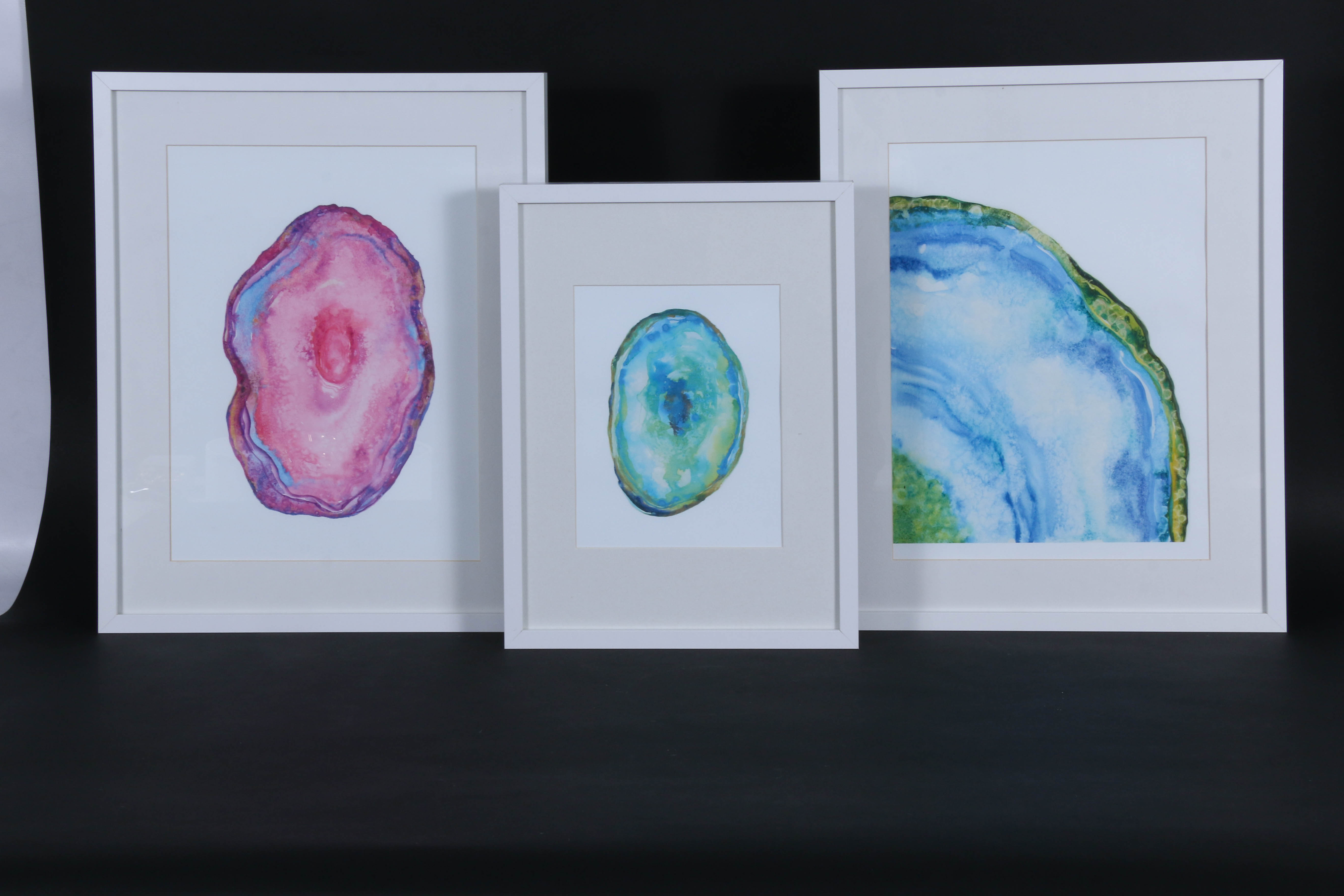 Modern Ceramic Table Lamp and Giclée Prints of Sliced Agates