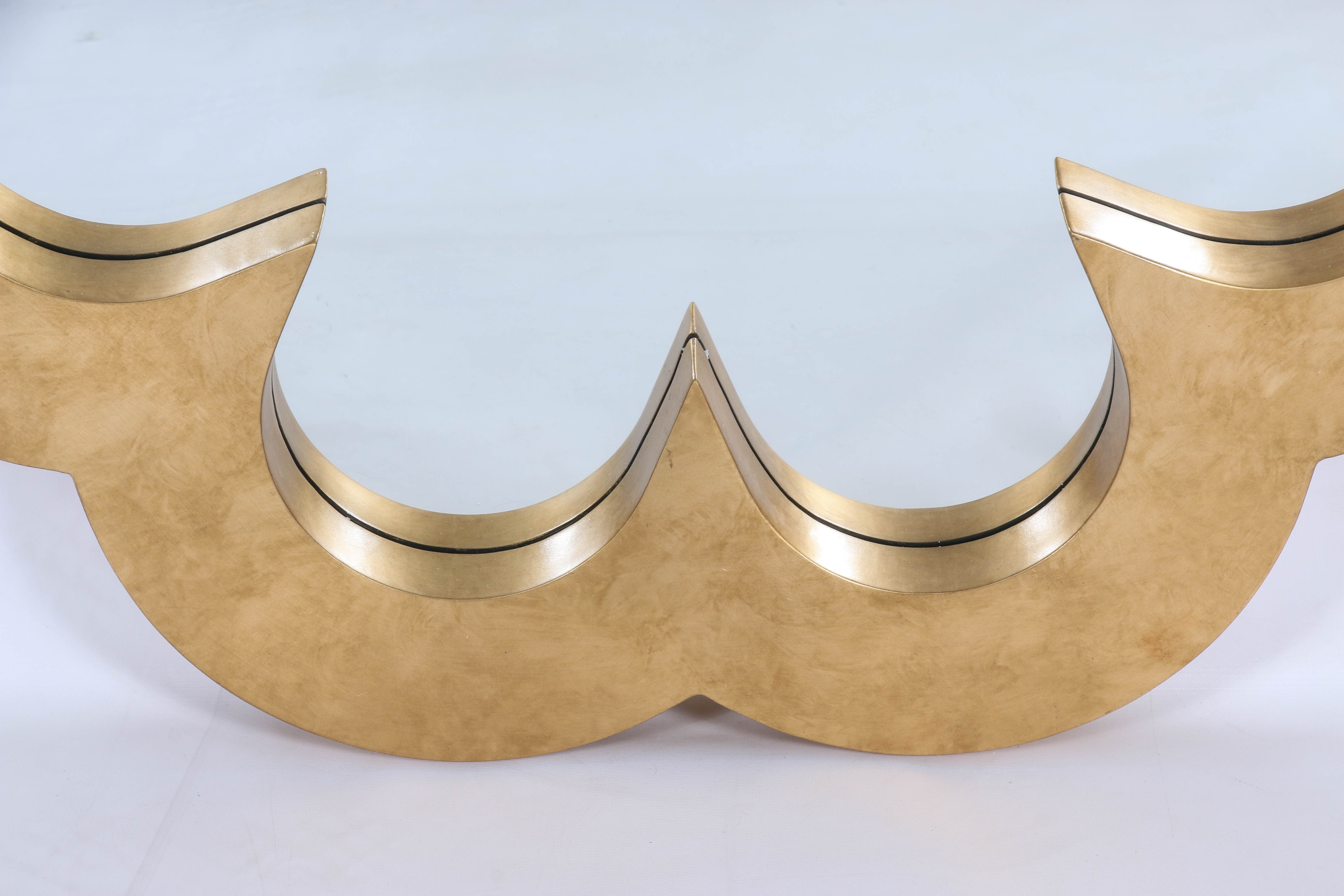 Bassett Furniture Modern Flower-Shaped Wall Mirror